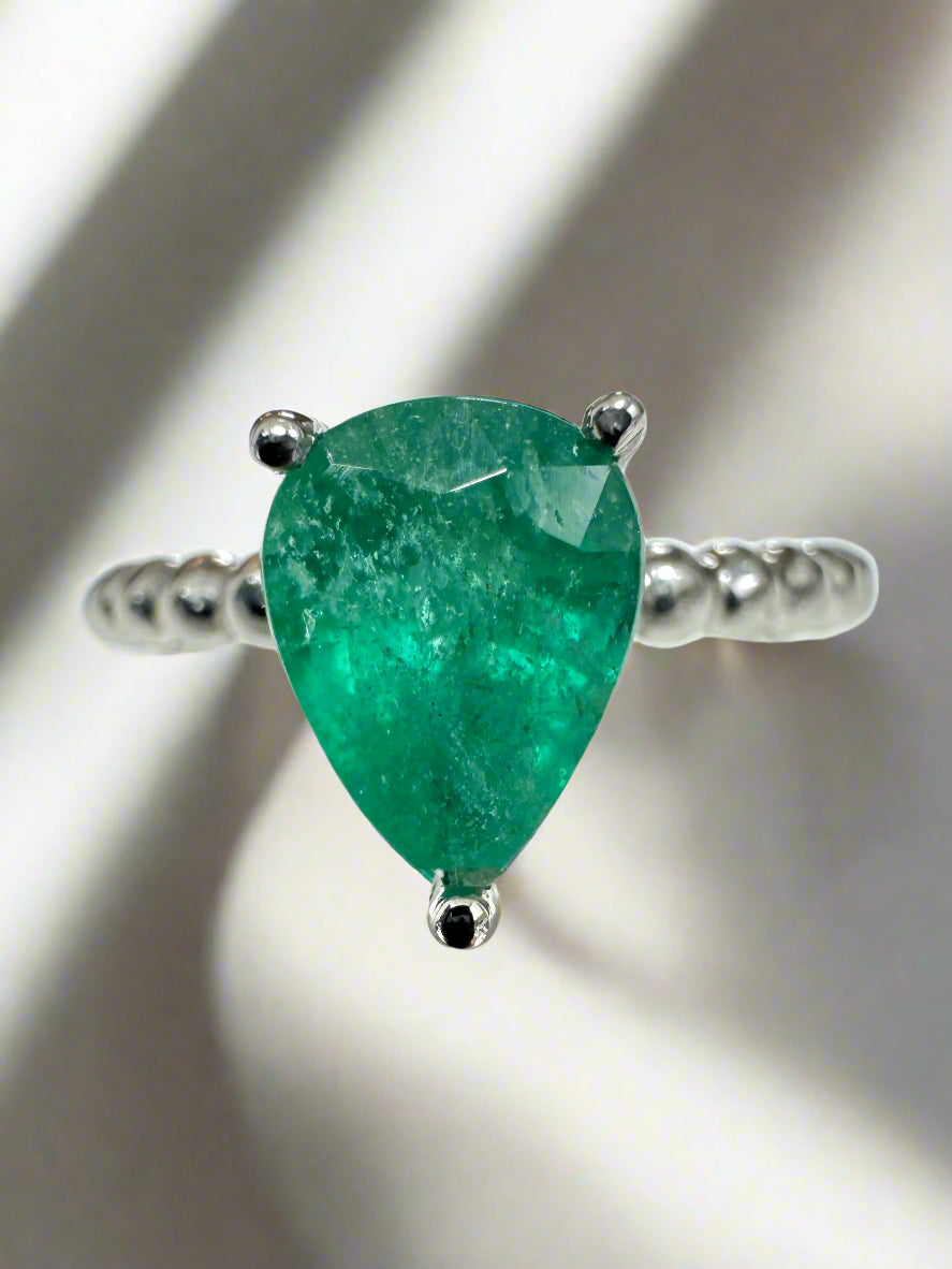 1.25ct 14K Solitaire Natural Pear Cut Emerald White Gold Beaded Ring