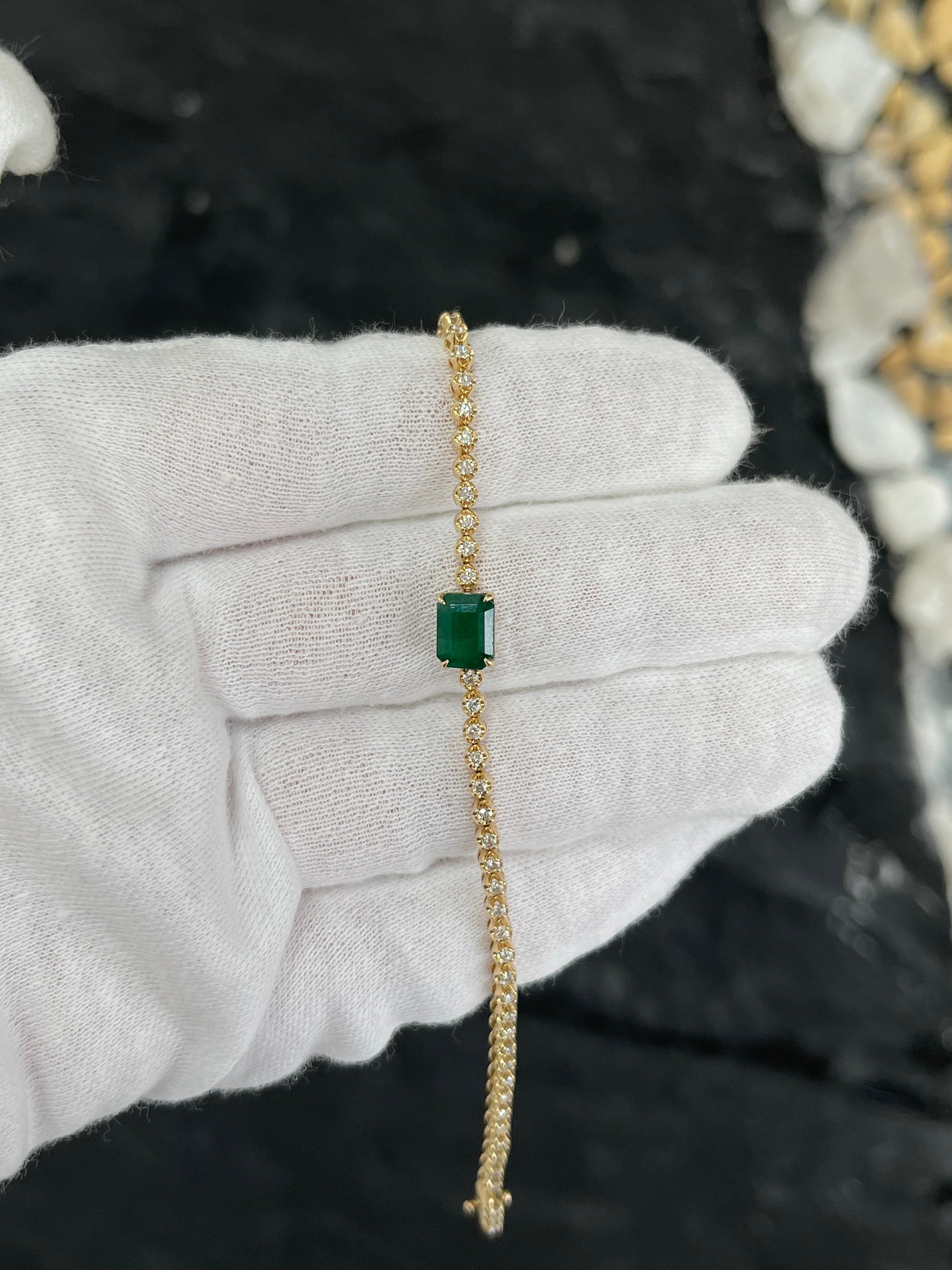 3.18tcw Emerald & Diamond Tennis Bracelet 14K Gold