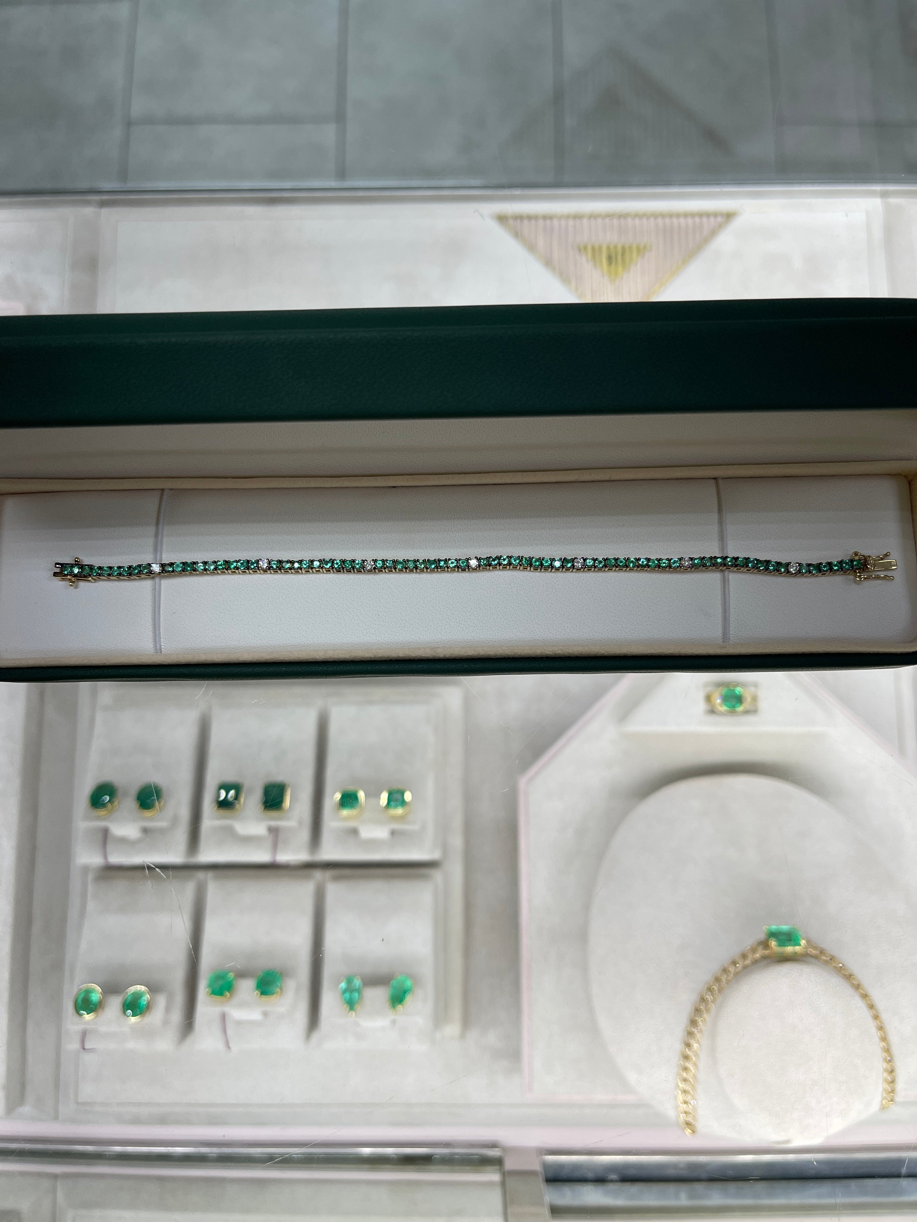 2.58tcw Emerald & Diamond Tennis Bracelet with Blackened Gold Rim 14K