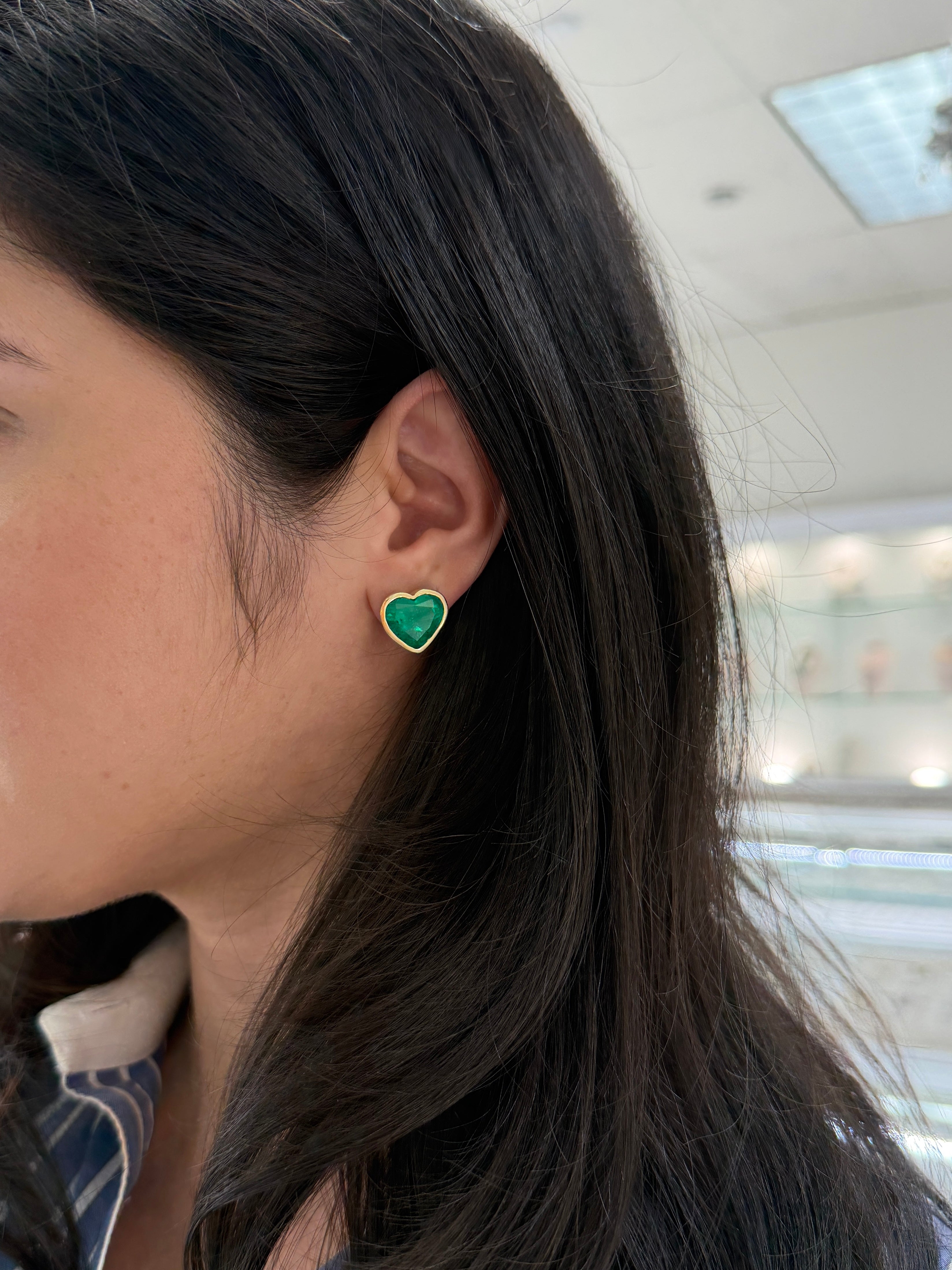 13.60tcw AAA Vivid Colombian Emerald Bezel Set Heart Studs 18K