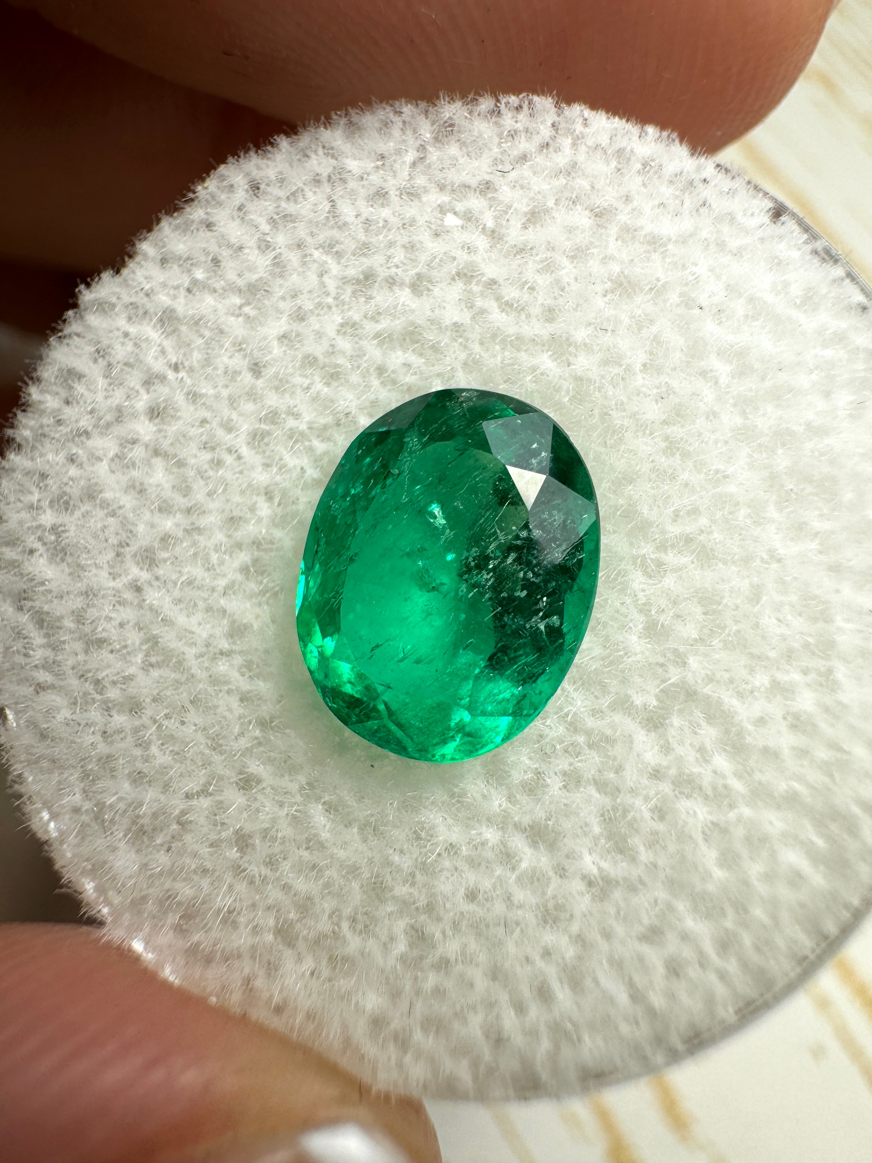 2.16 Carat 10x8 Vivid Muzo Green Natural Loose Colombian Emerald-Oval Cut - JR Colombian Emeralds