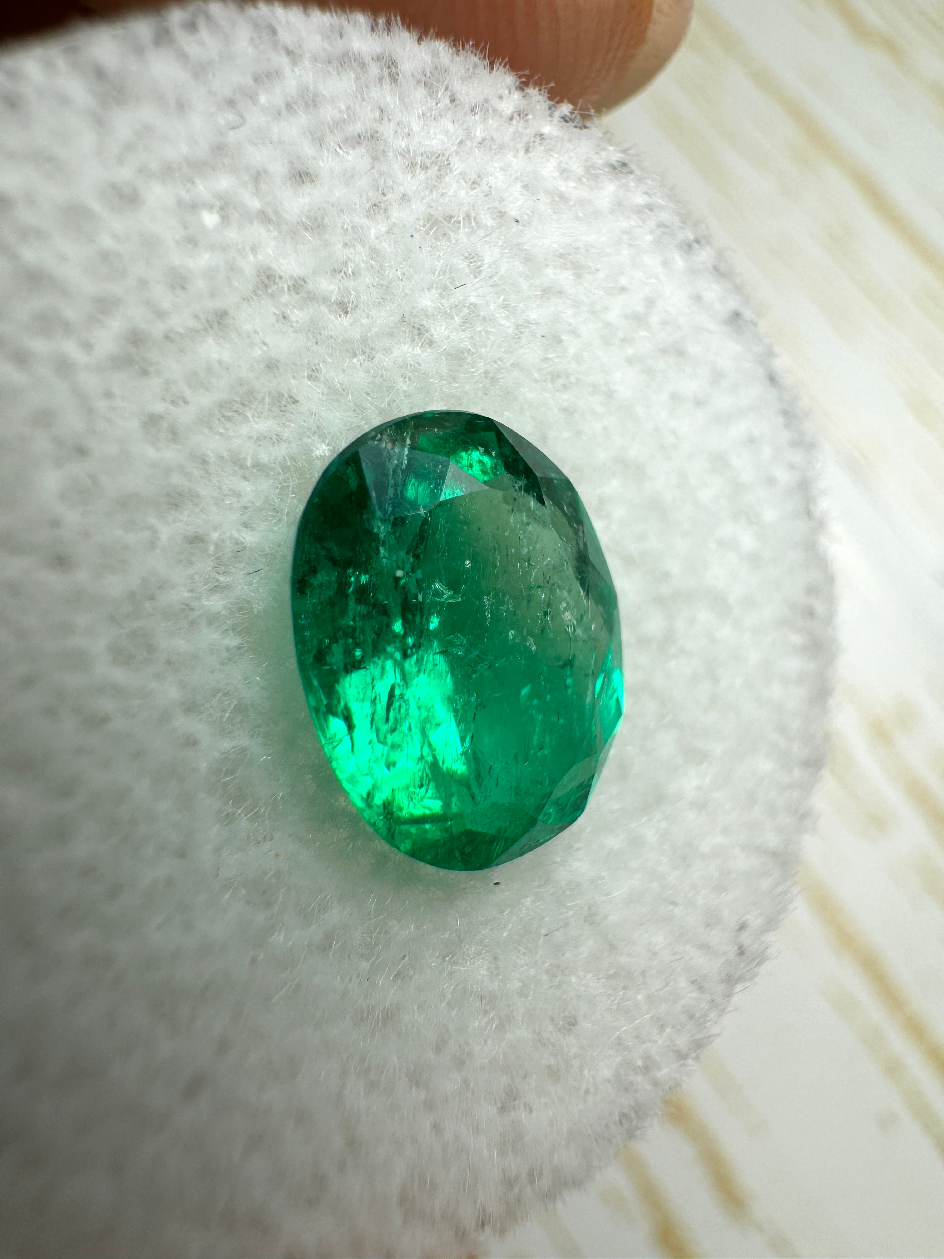 2.16 Carat 10x8 Vivid Muzo Green Natural Loose Colombian Emerald-Oval Cut - JR Colombian Emeralds