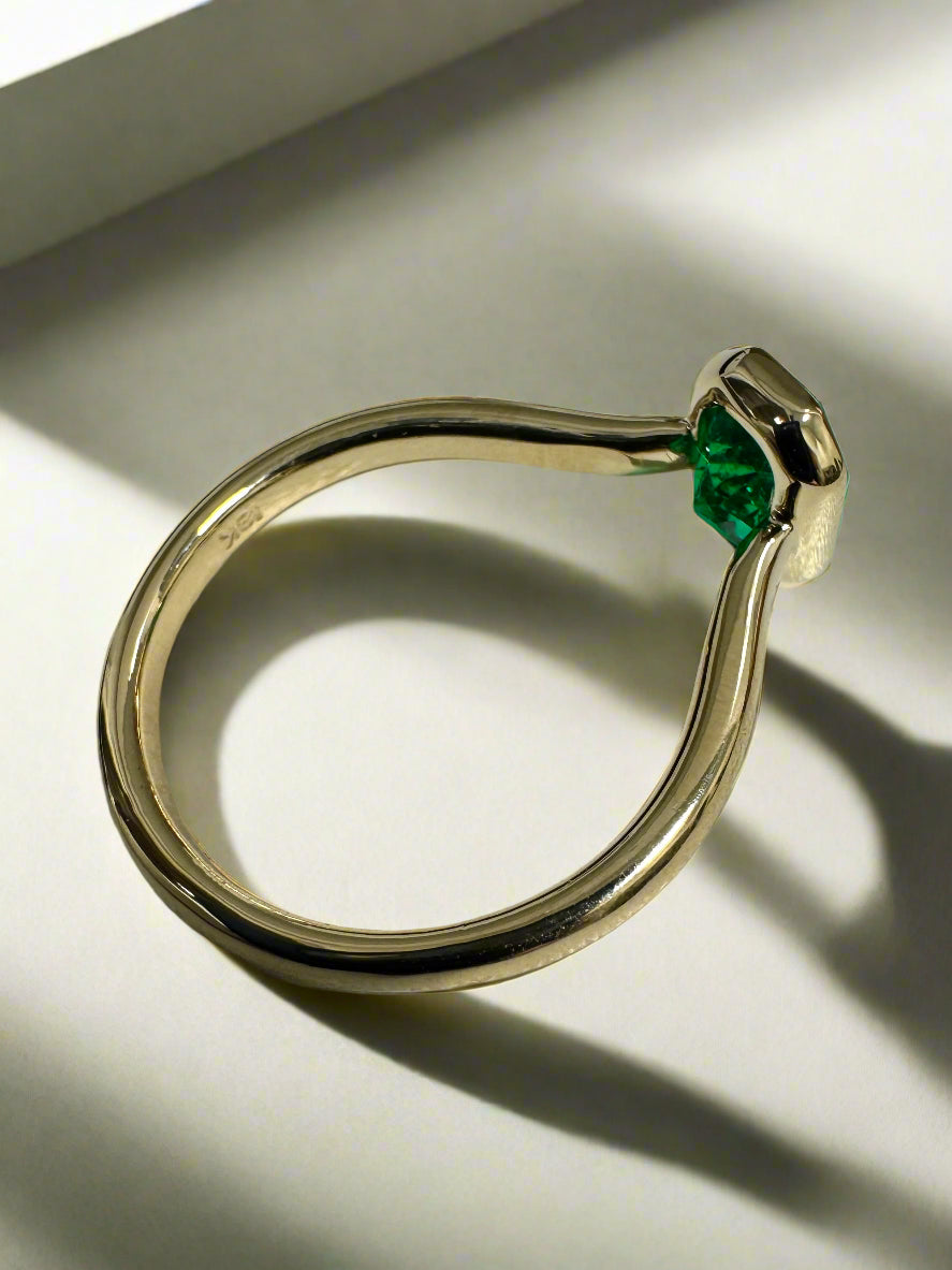 1.08cts AAA+ Bezel Set Muzo Colombian Emerald-Emerald Cut Solitaire Ring 18K - JR Colombian Emeralds