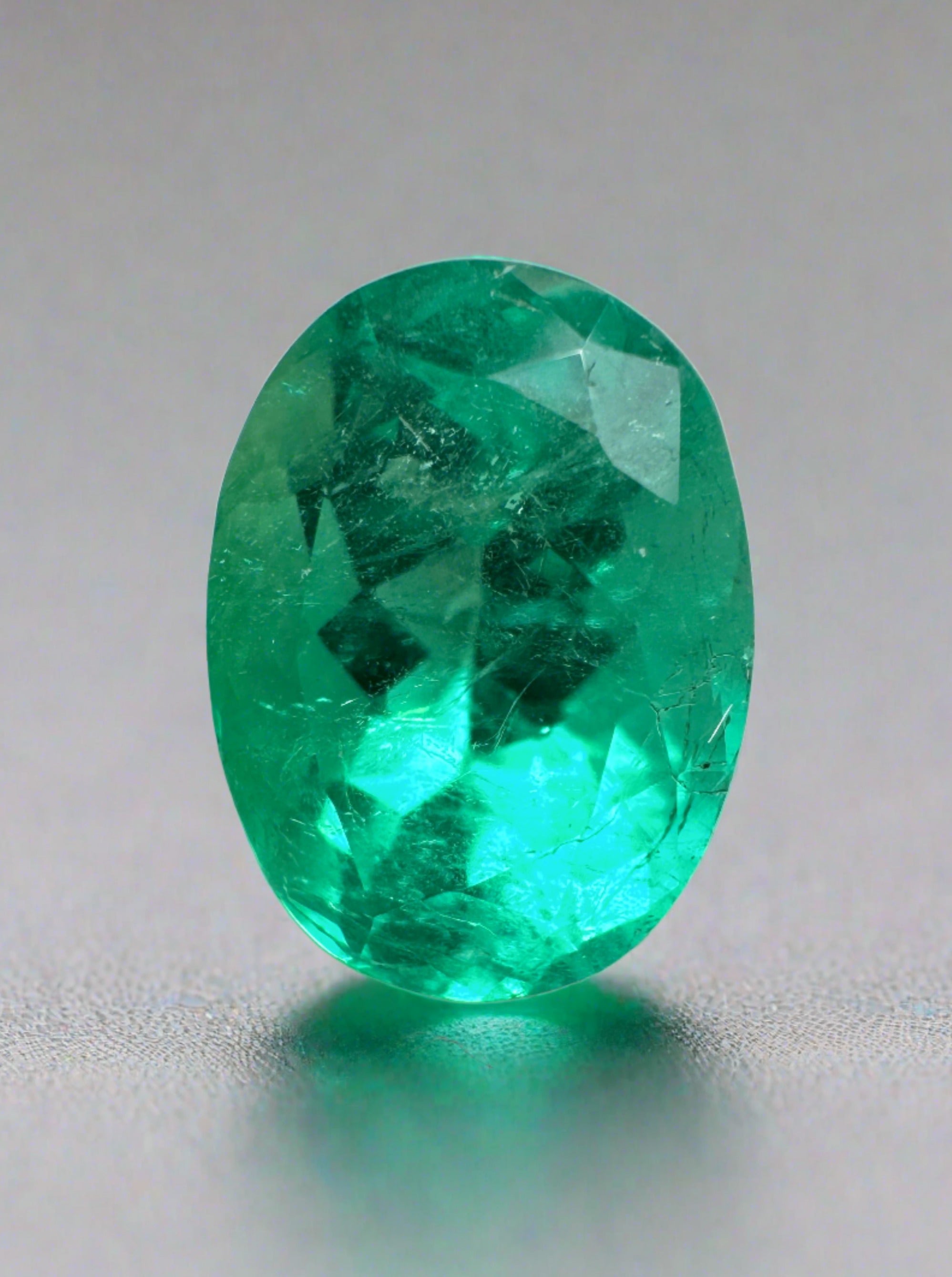 2.52 Carat 10x7 Intense Green Loose Colombian Emerald-Oval Cut - JR Colombian Emeralds