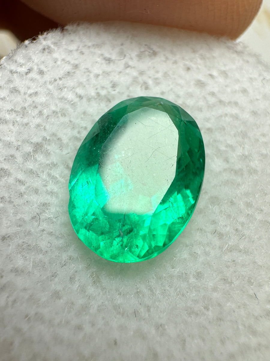 2.87 Carat 11x8 Elongated Vibrant Green Loose Colombian Emerald-Oval Cut