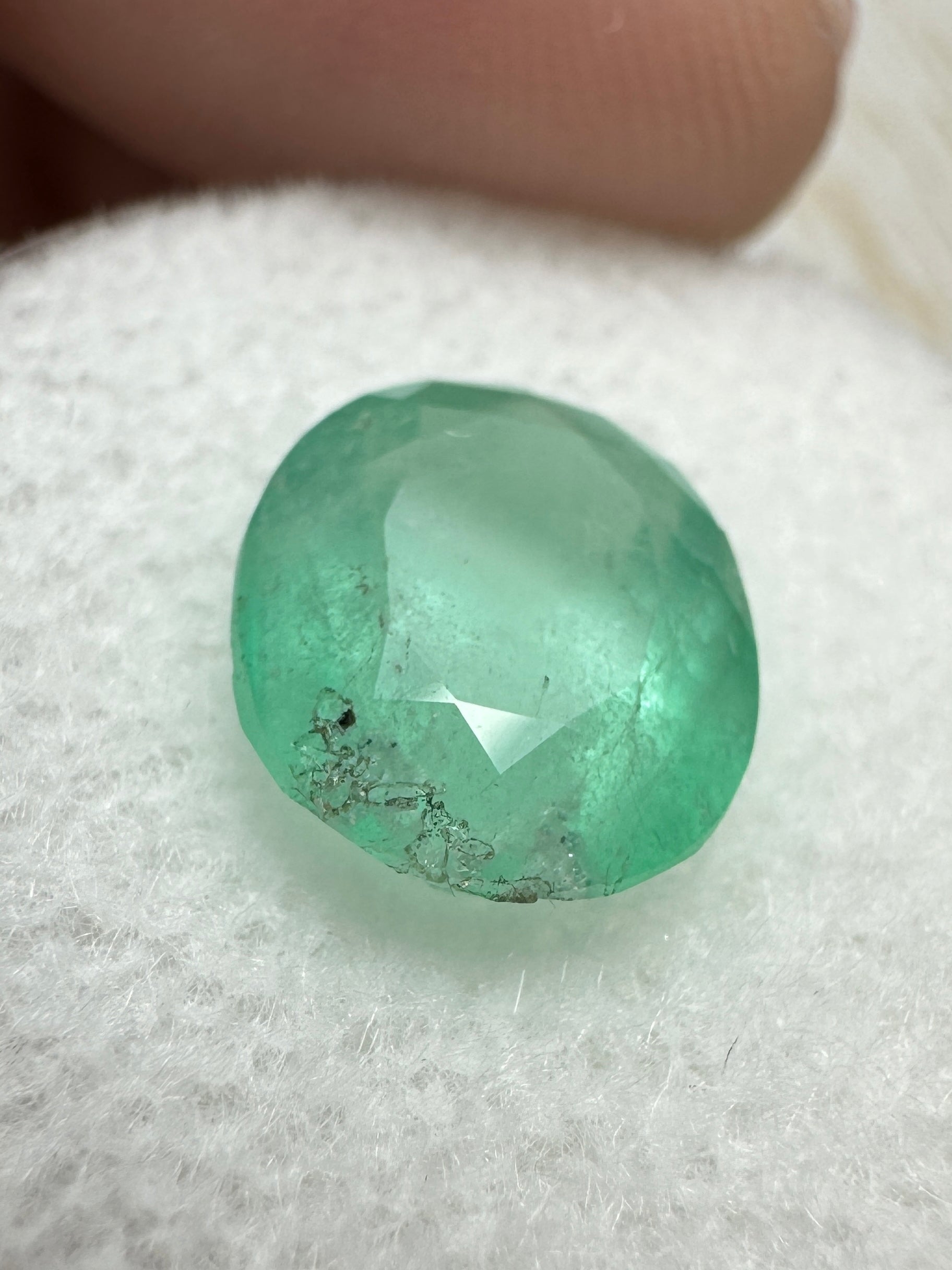 2.95 Carat Pastel Mint Green Natural Loose Colombian Emerald-Oval Cut - JR Colombian Emeralds