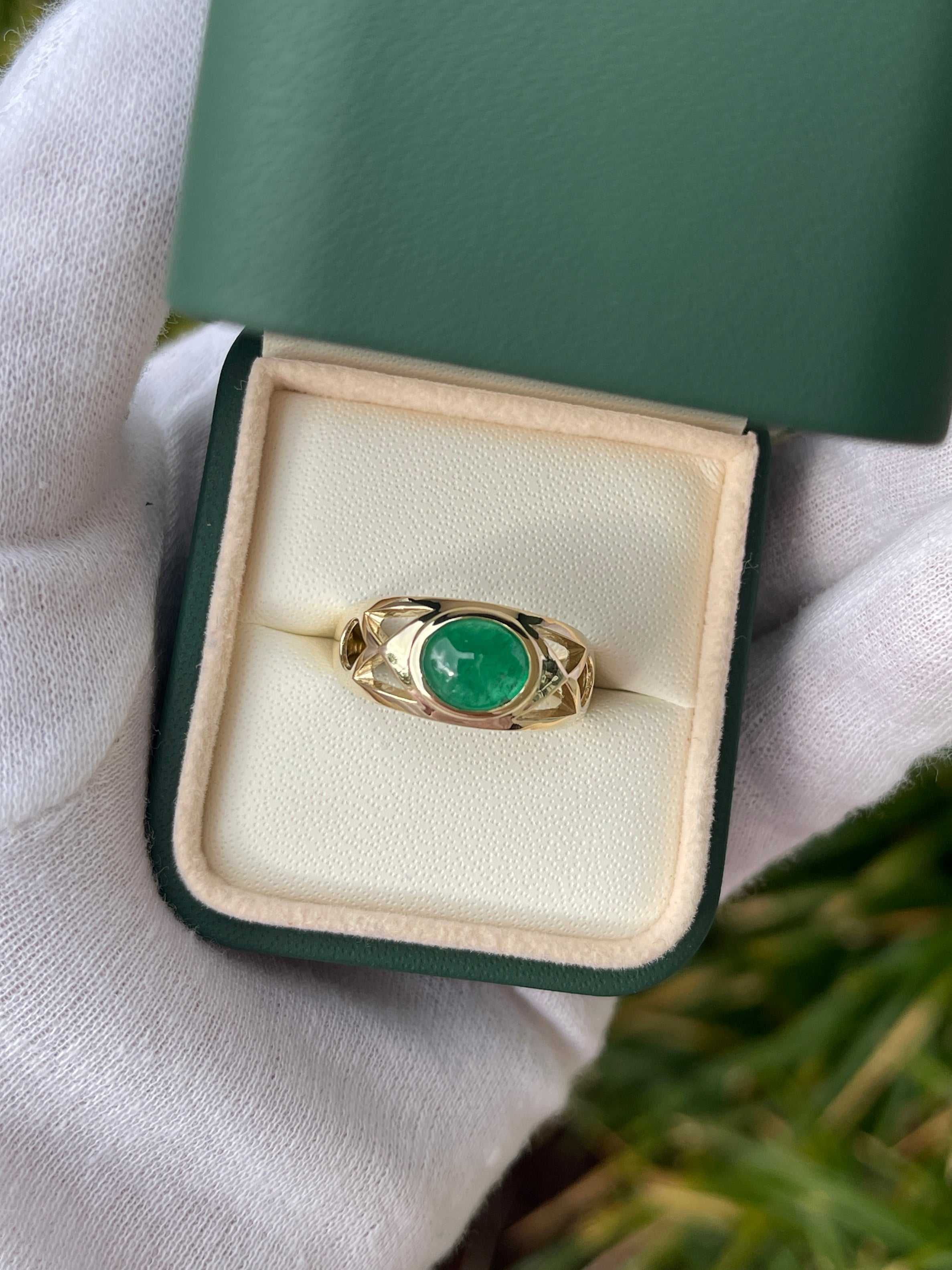 2.0 Carat Natural Green Emerald Oval Cabochon Gold Men's Ring