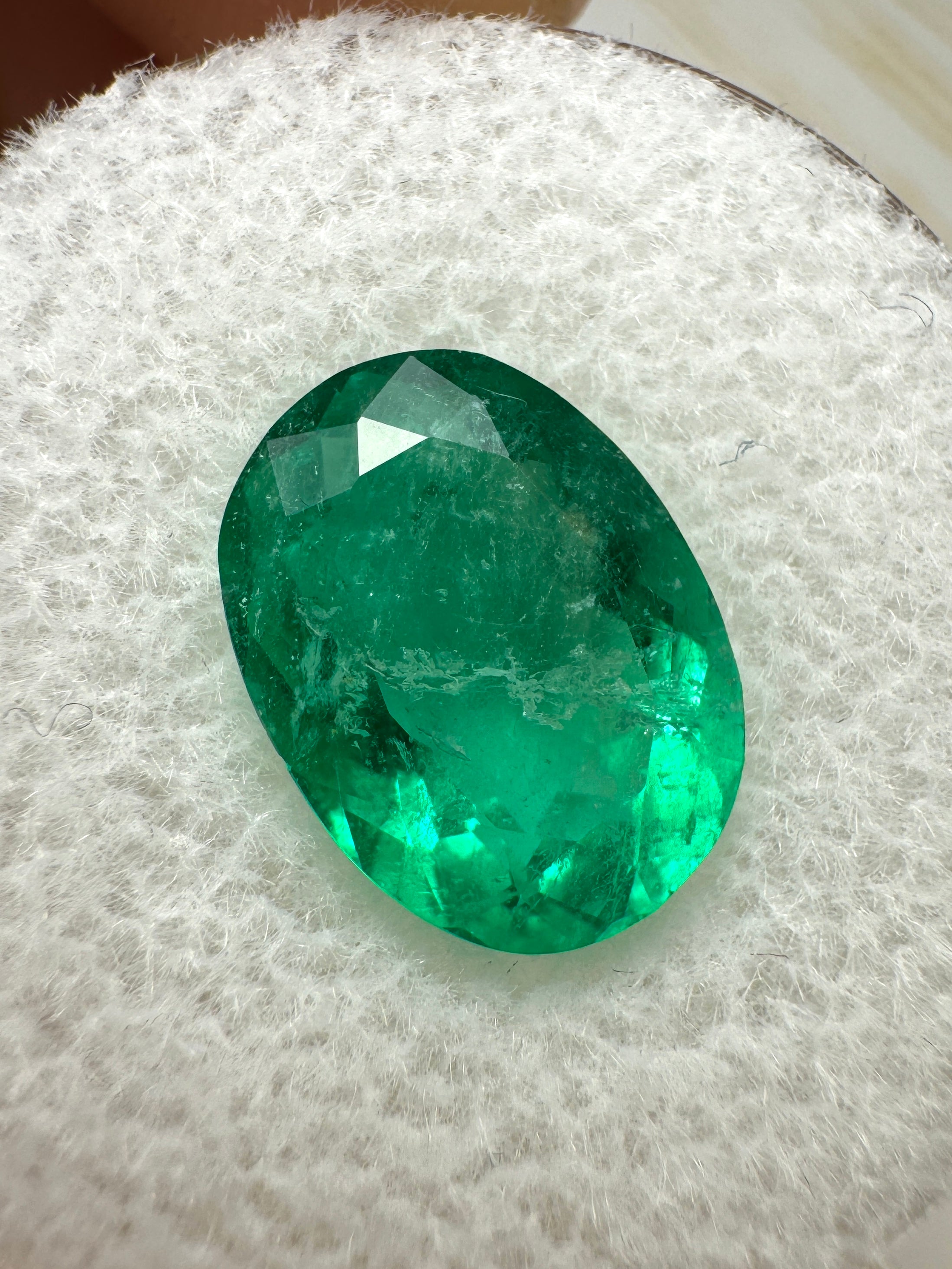 3.51 Carat Fine Green Color Natural Loose Colombian Emerald-Oval Cut - JR Colombian Emeralds