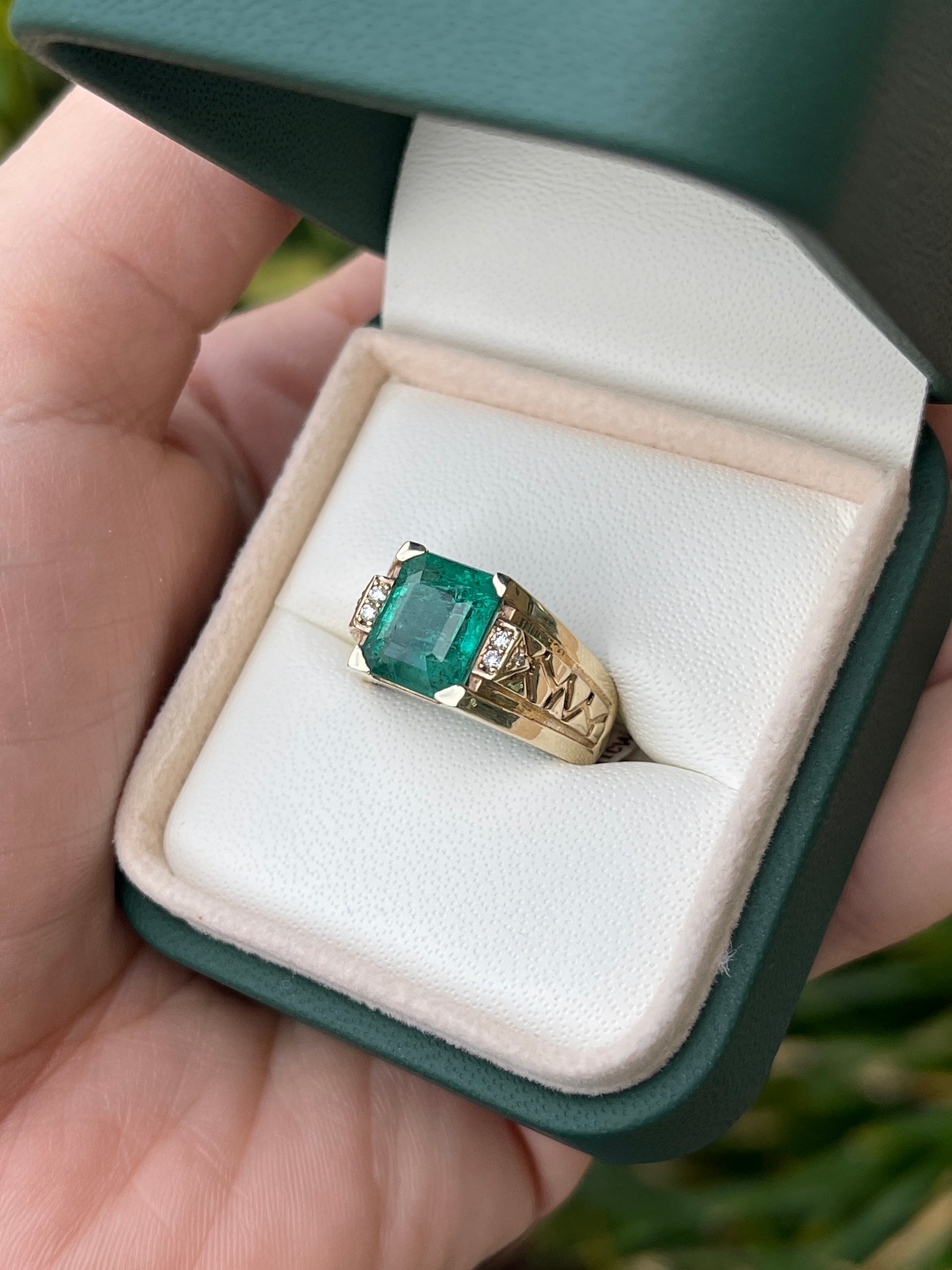 3.31tcw 14K Natural Emerald and Diamond Mens Statement Ring