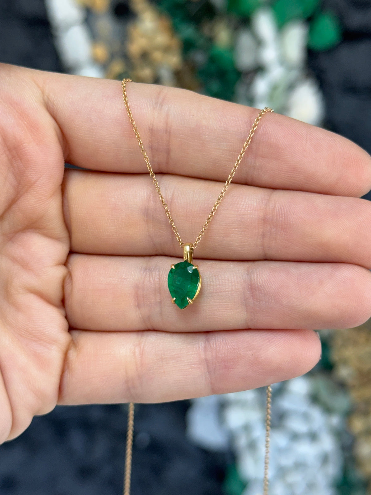 1.70 Carat Emerald Solitaire Pear Gold Inverted Pendant 18K