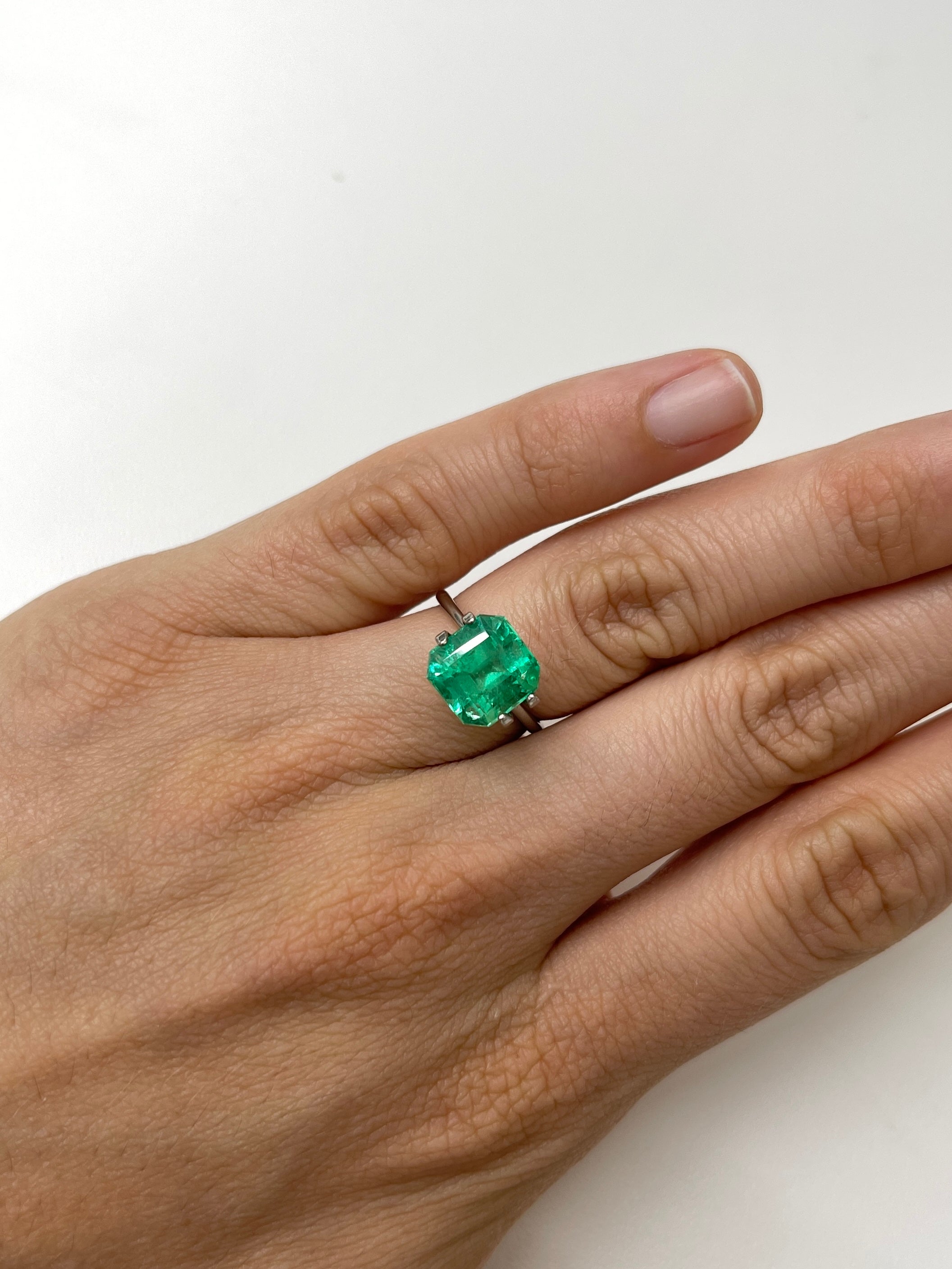 4.03 Carat 9.5x9.5 Electric Muzo Green Loose Colombian Emerald-Asscher Cut - JR Colombian Emeralds