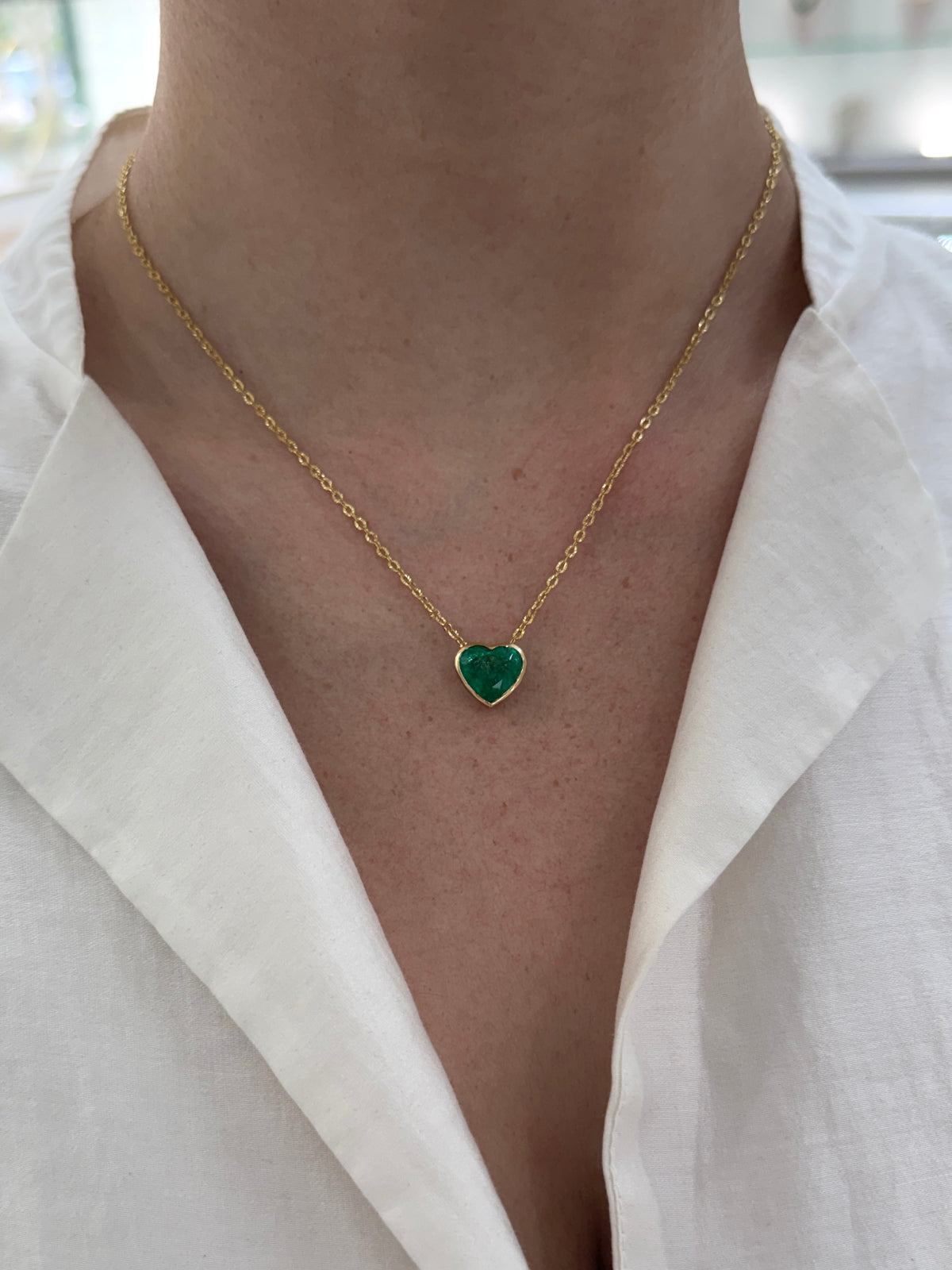2.98ct 18K Colombian Emerald Heart Cut Solitaire Bezel Necklace