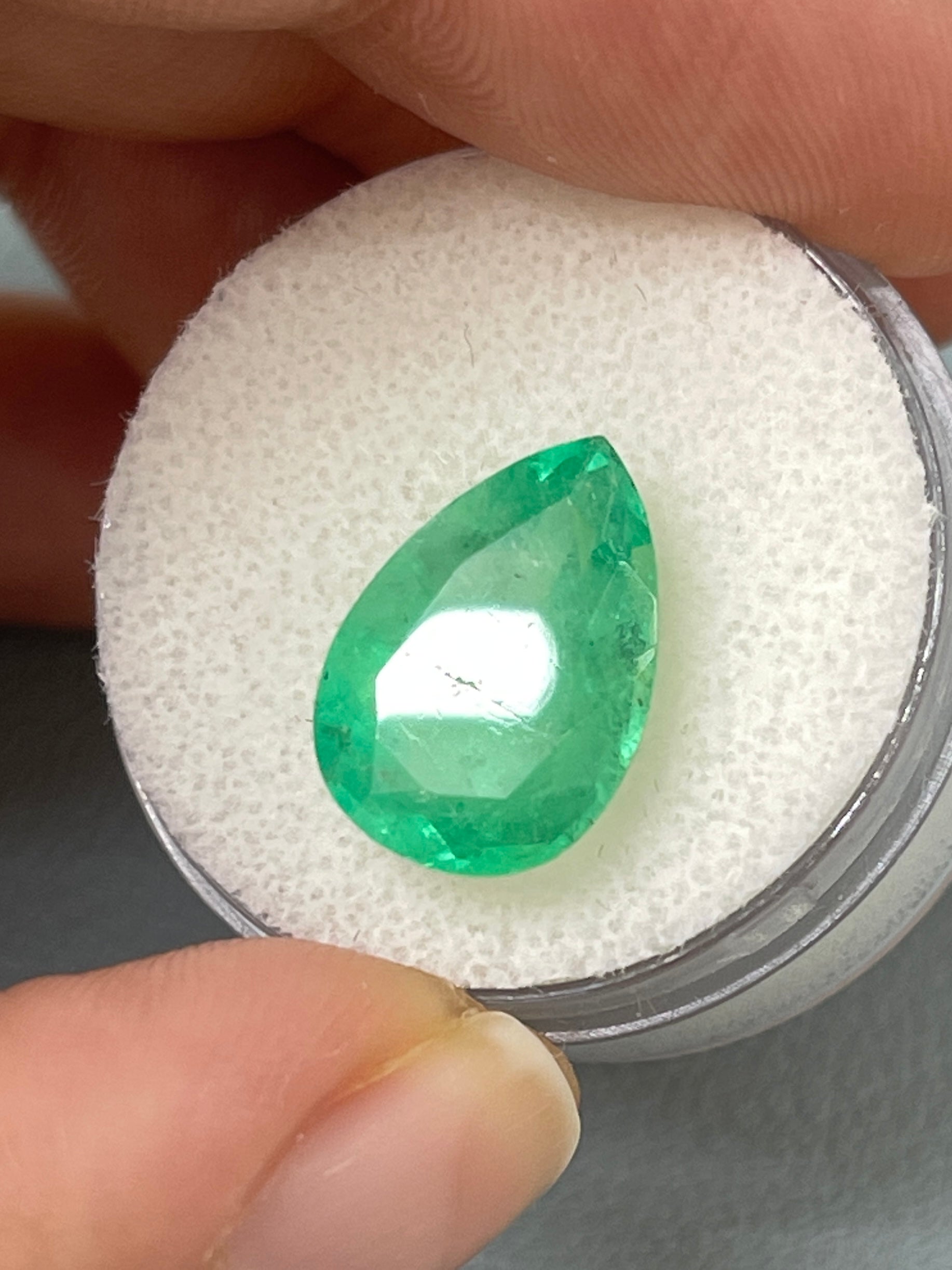 5.21 carat 14x10 Pastel Limish Green Natural Loose Colombian Emerald-Pear Cut - JR Colombian Emeralds