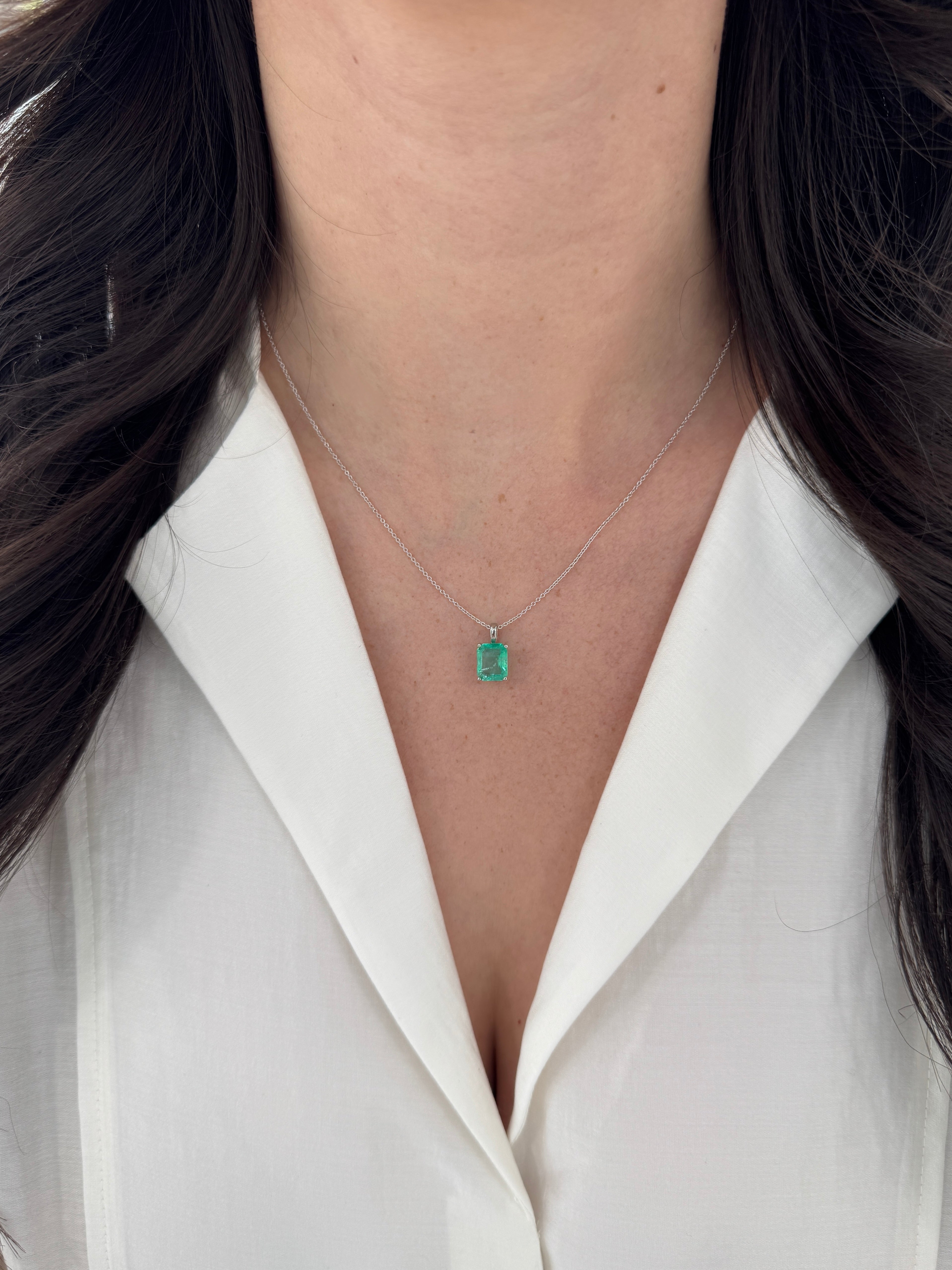 14K white gold Colombian emerald solitaire necklace featuring a 2.51 carat emerald gemstone, crafted by JR Colombian Emeralds.