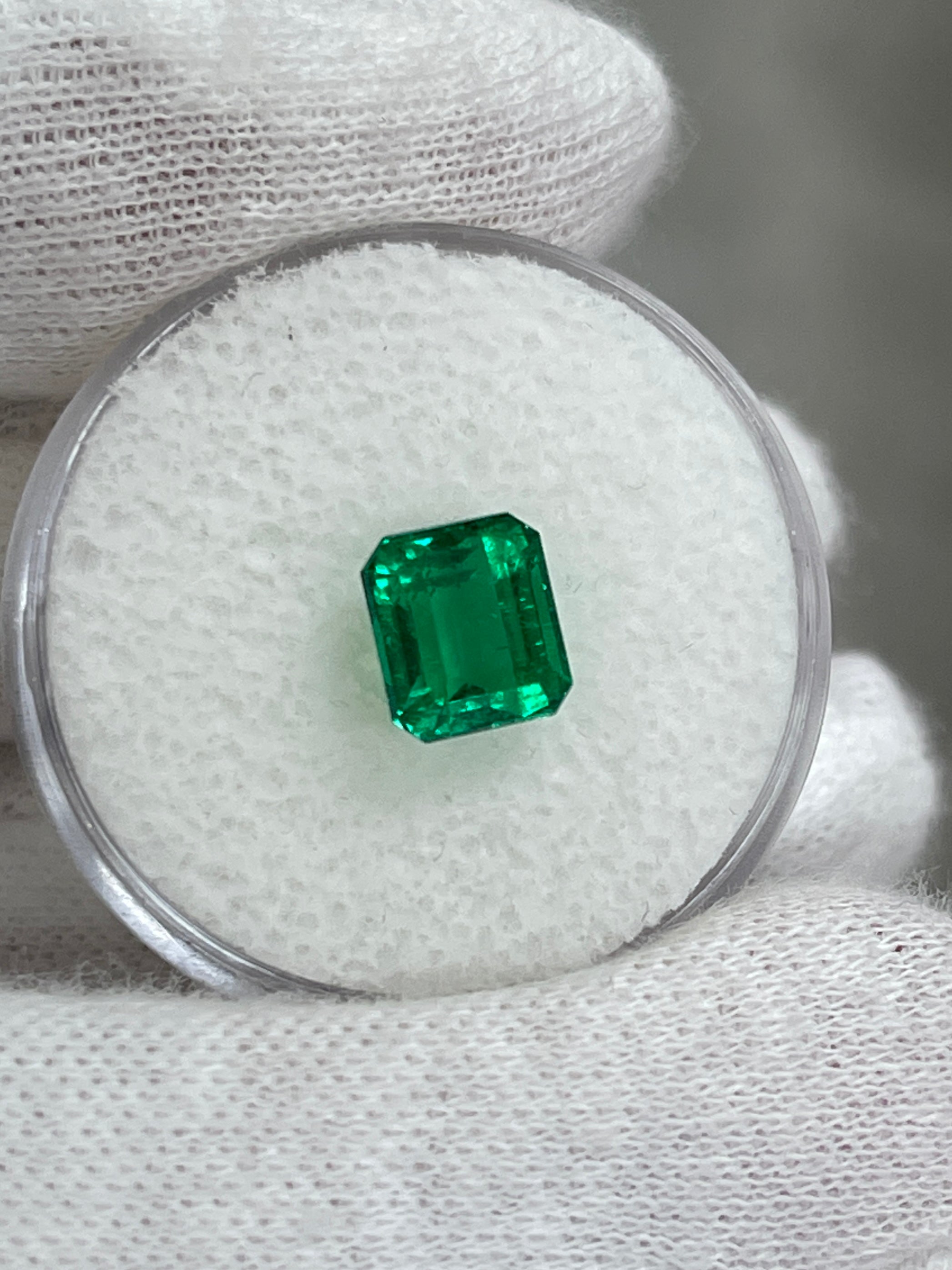 2.05 Carat 7.5x6.5 AAA+ Investment Vivid Natural Loose Colombian Emerald-Emerald Cut - JR Colombian Emeralds