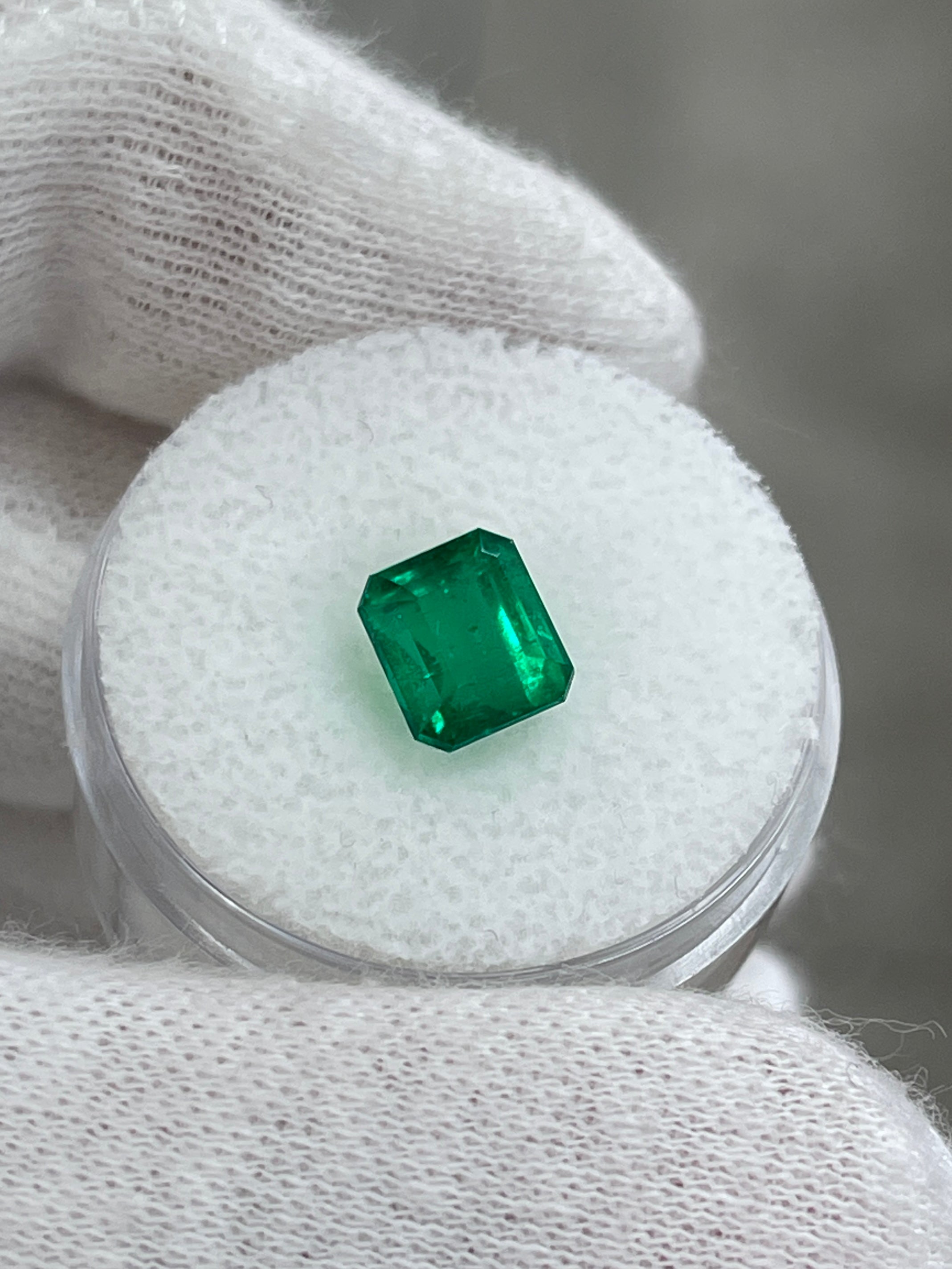 2.09 Carat 7.5x6.5 AAA+ Investment Vivid Natural Loose Colombian Emerald-Emerald Cut - JR Colombian Emeralds