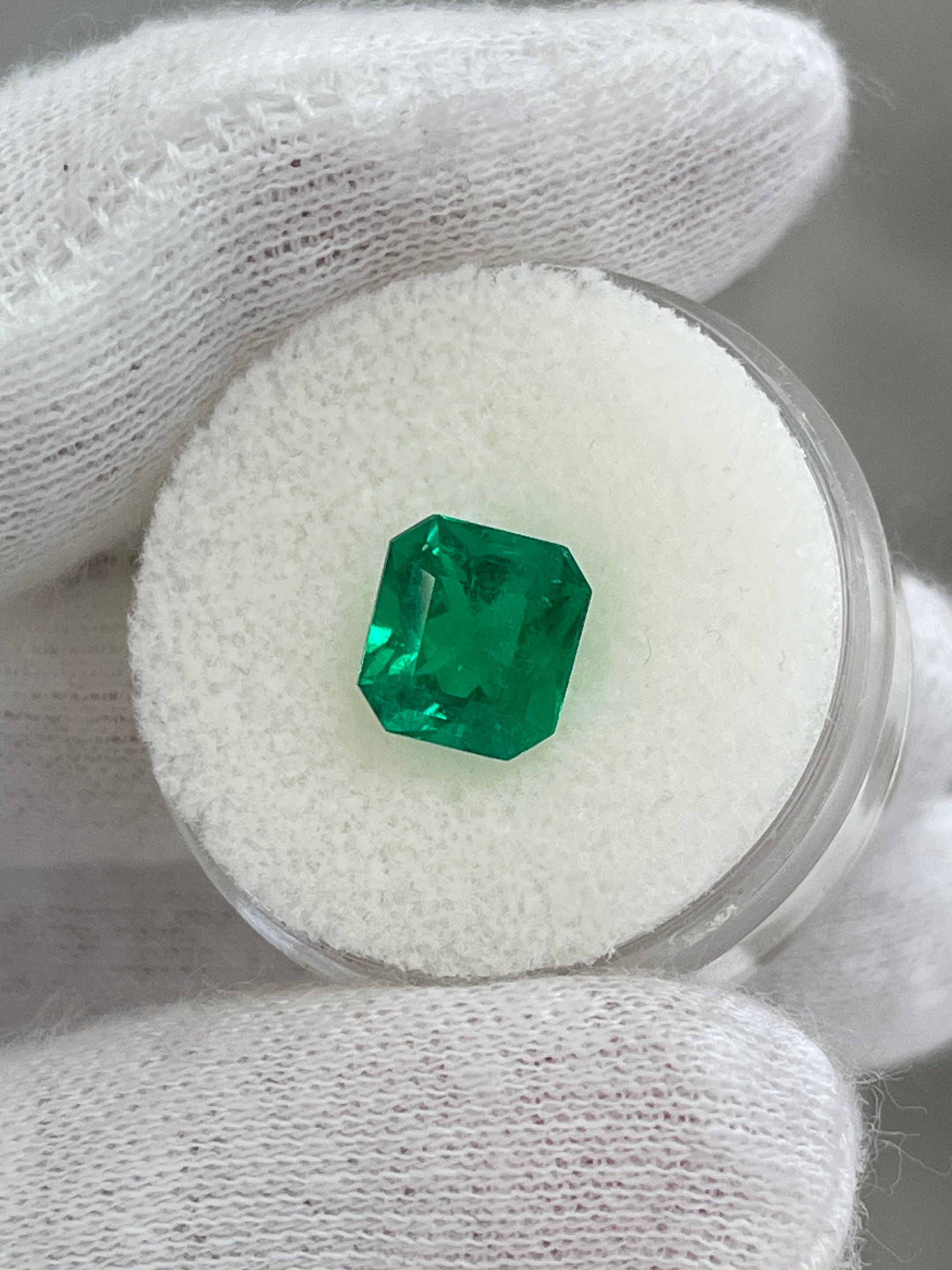 2.14 Carat 8.4x7.8 Vivid Muzo Green Natural Loose Colombian Emerald-Asscher Cut - JR Colombian Emeralds