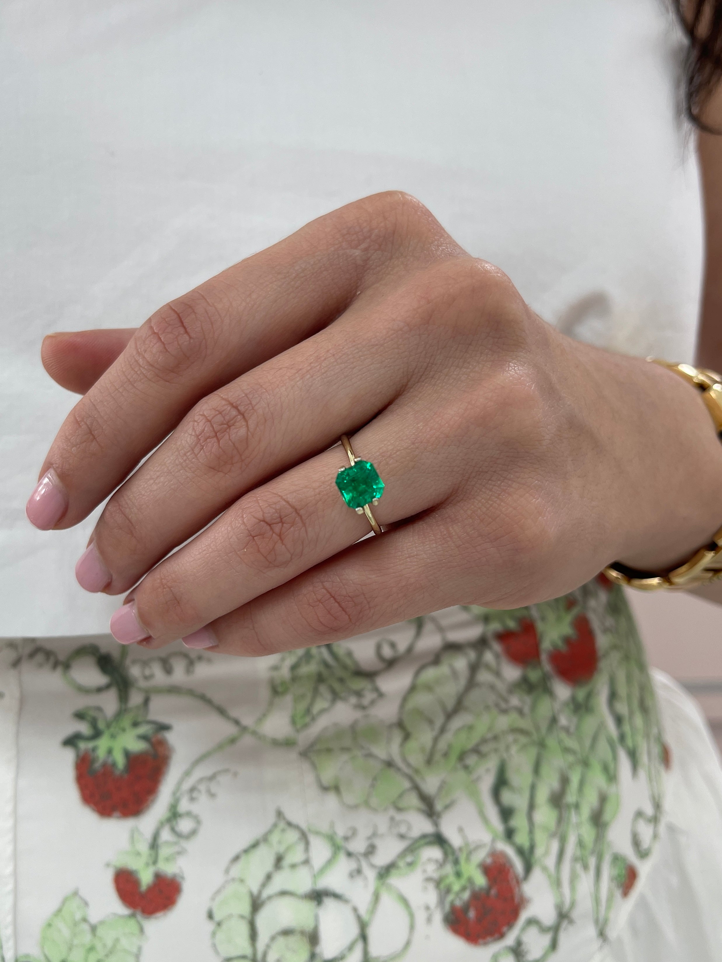 1.81 Carat 7x7 AAA+ Minor Oil Vivid Natural Loose Colombian Emerald-Asscher Cut - JR Colombian Emeralds