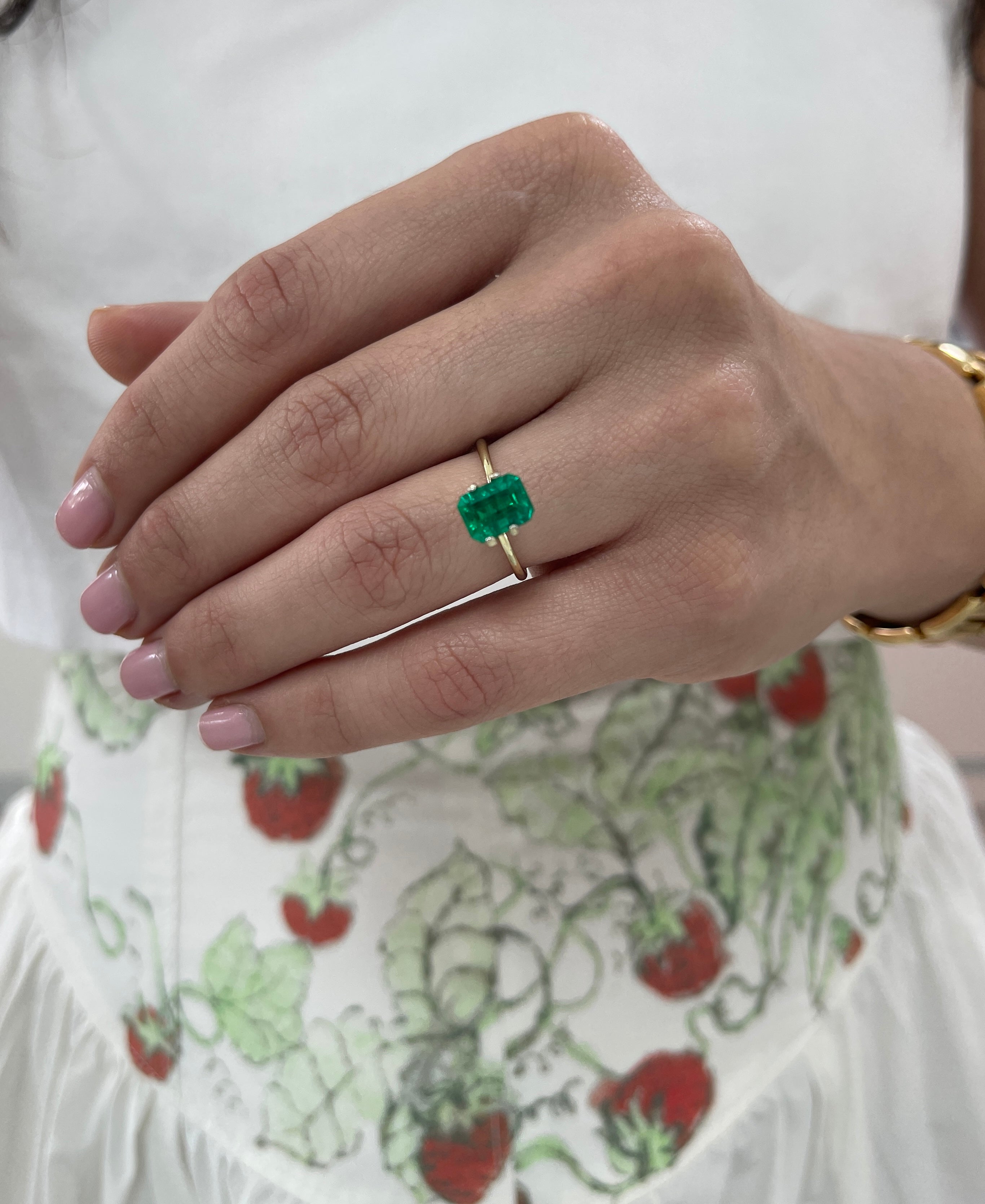 1.85 Carat AAA 8.5x6.5 Minor Oil Vivid Green Natural Loose Colombian Emerald- Emerald Cut - JR Colombian Emeralds