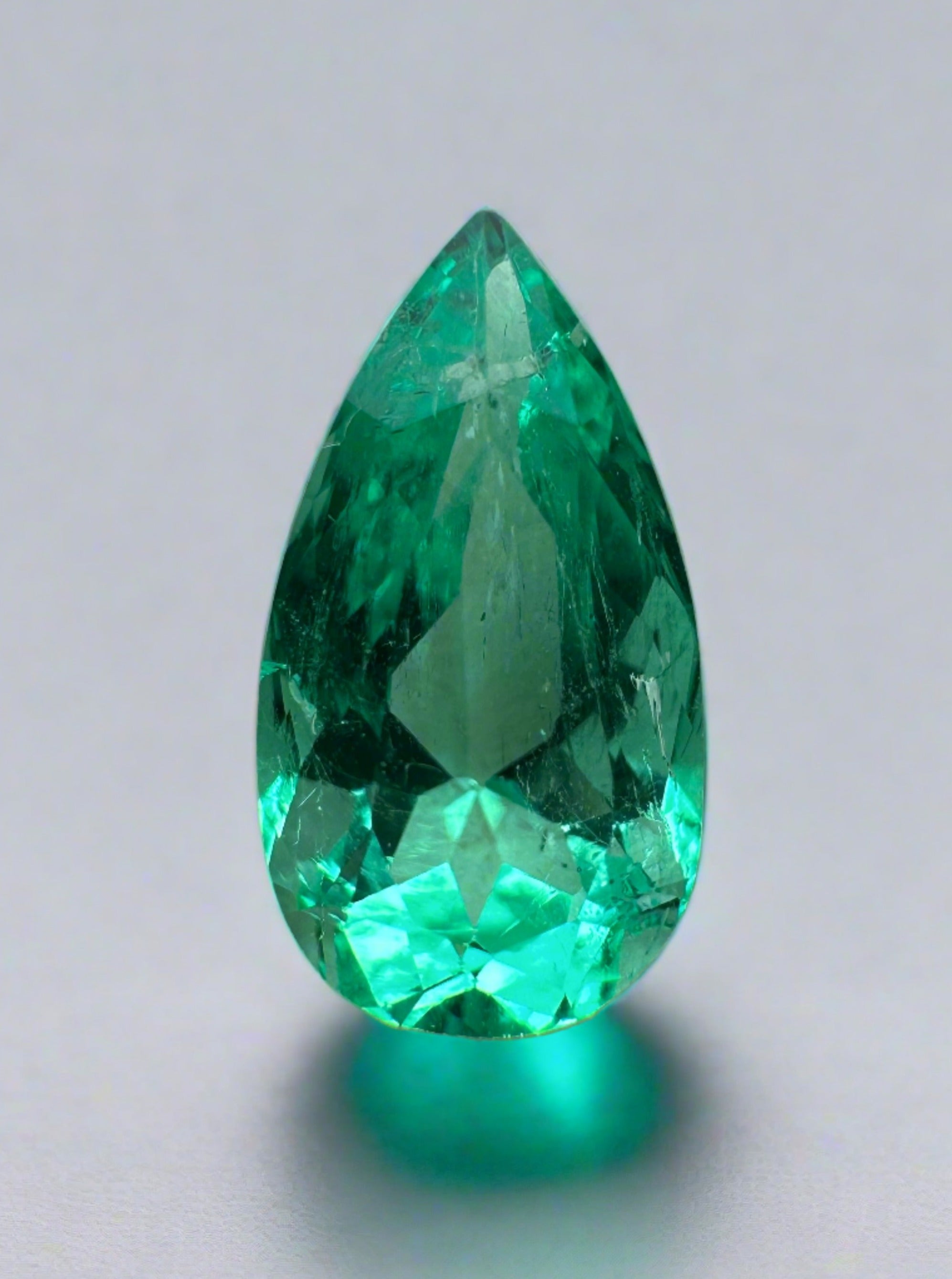 1.55 carat 10x6 VVS Clarity Green Natural Loose Colombian Emerald-Pear Cut - JR Colombian Emeralds