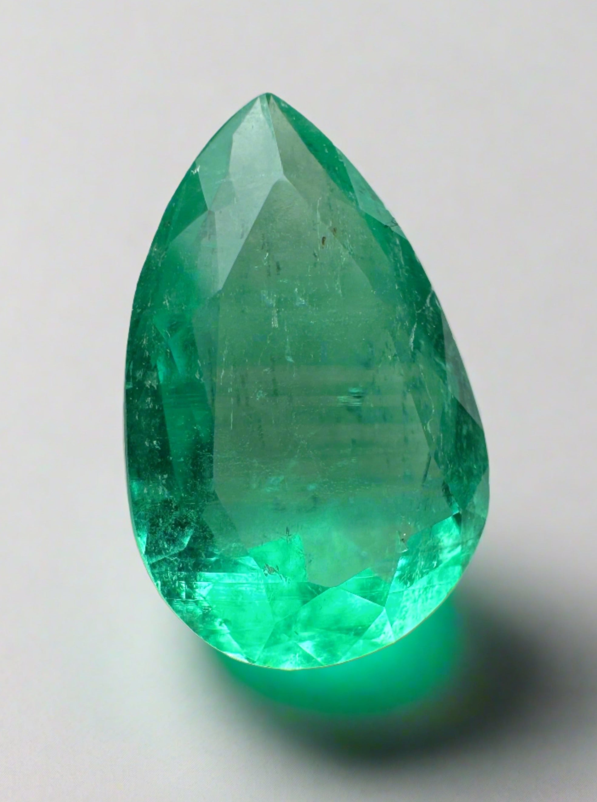 2.52 Carat Color Band Green Natural Loose Colombian Emerald-Pear Cut - JR Colombian Emeralds