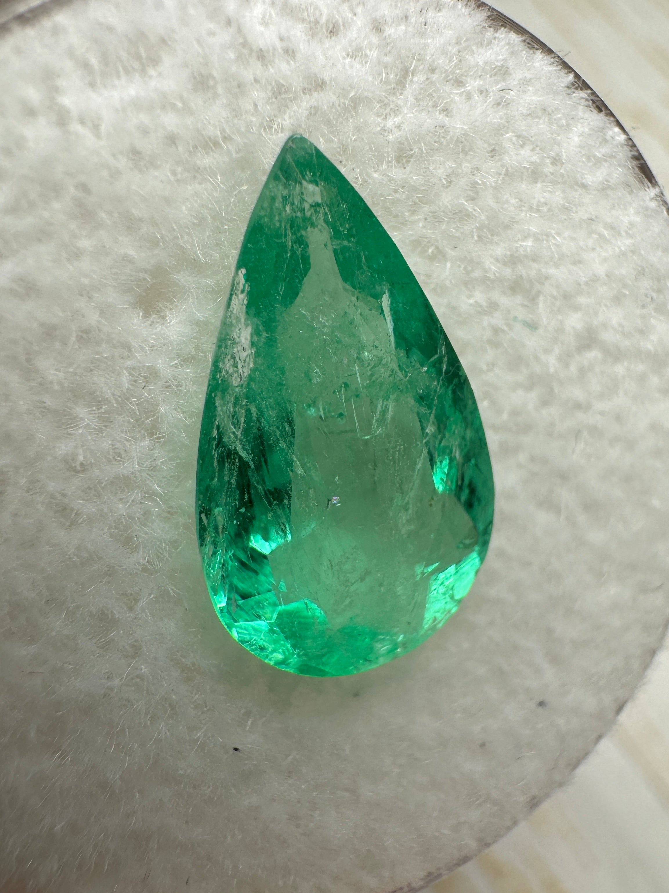 2.61 Carat 14x8 Spready Green Natural Loose Colombian Emerald-Pear Cut - JR Colombian Emeralds