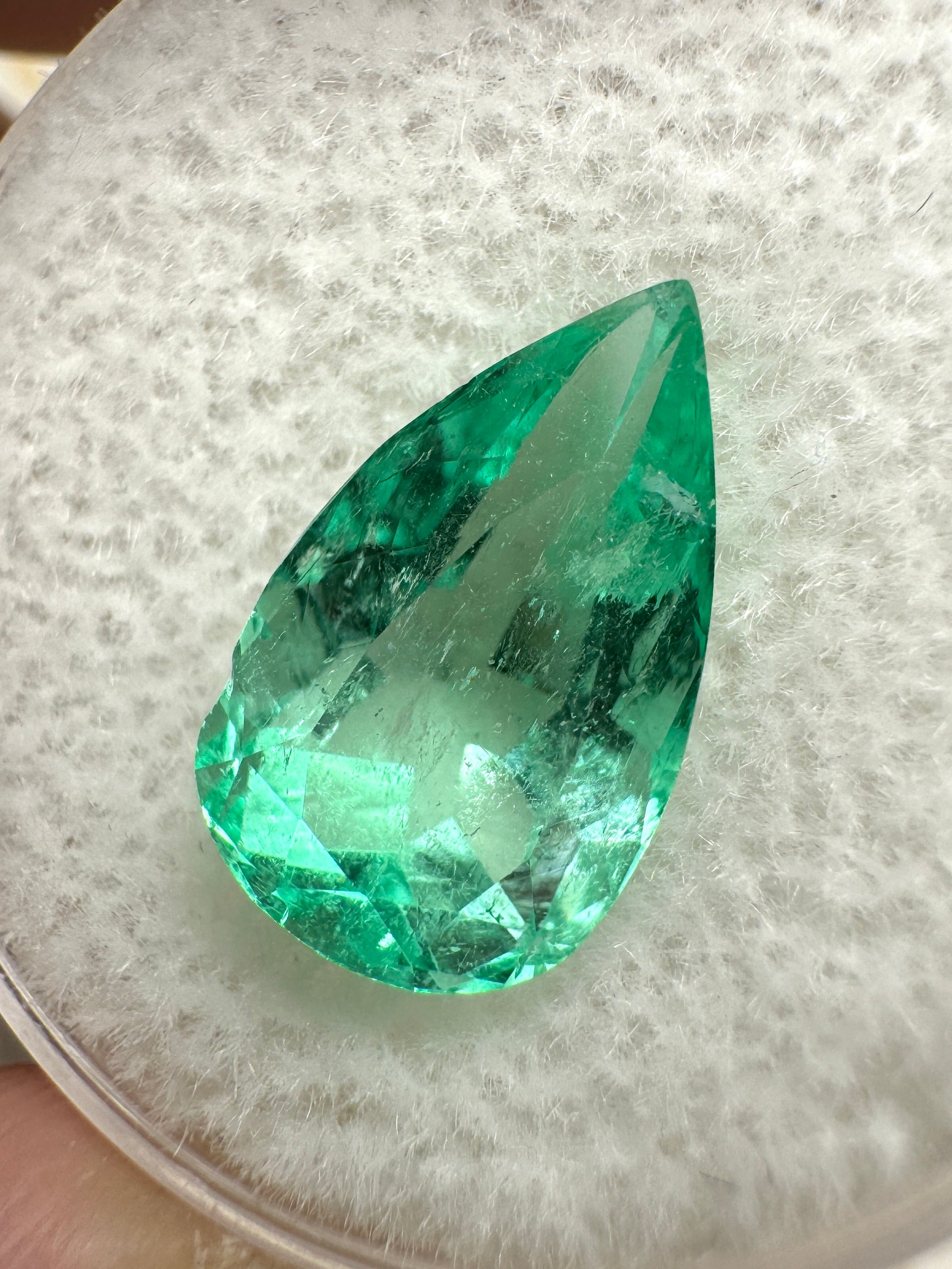 4.09 Carat 13x8 Vibrant Green Natural Loose Colombian Emerald-Pear Cut - JR Colombian Emeralds