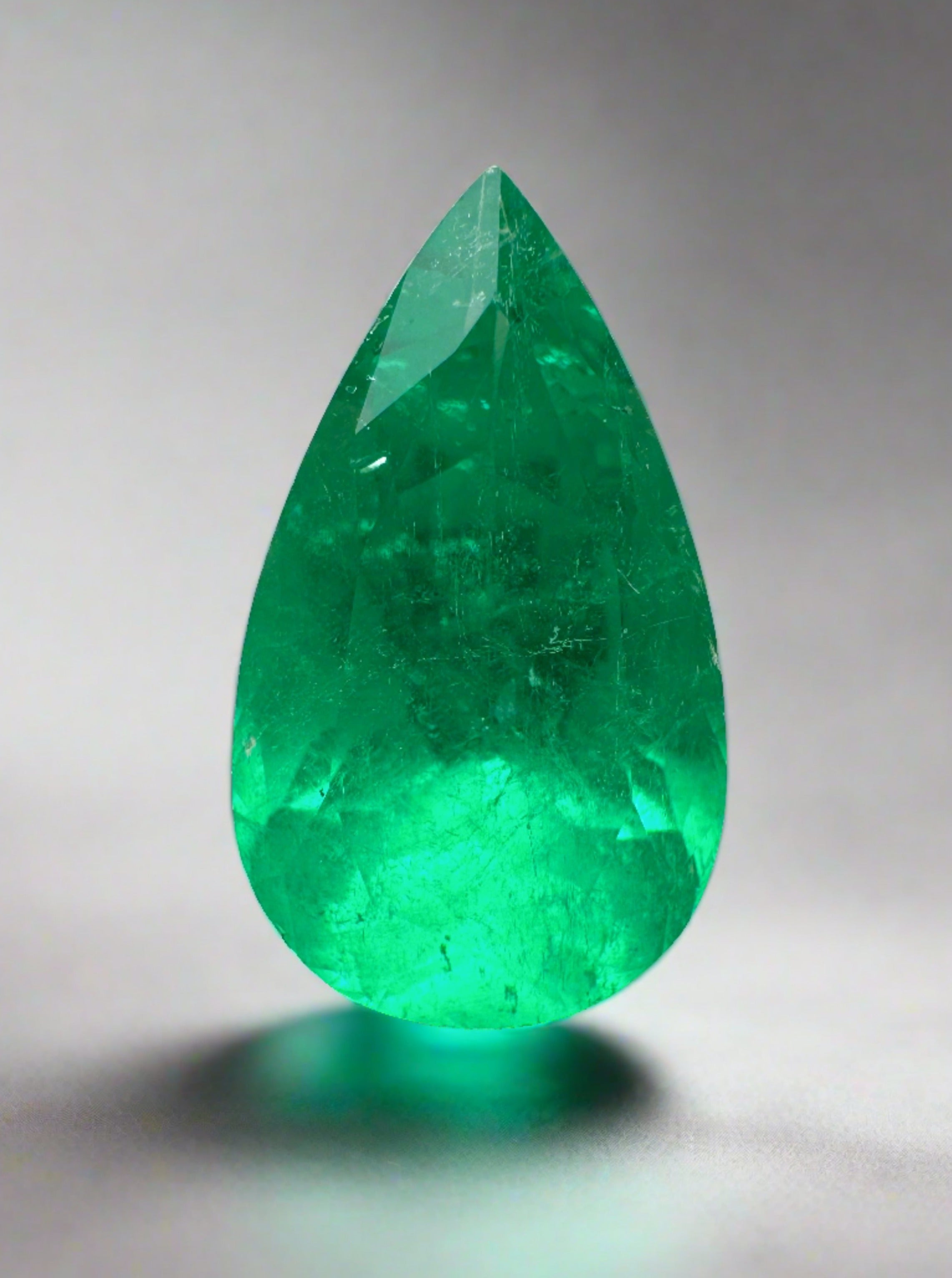 4.46 Carat 15x9 Yellowish Green Natural Loose Colombian Emerald-Pear Cut - JR Colombian Emeralds