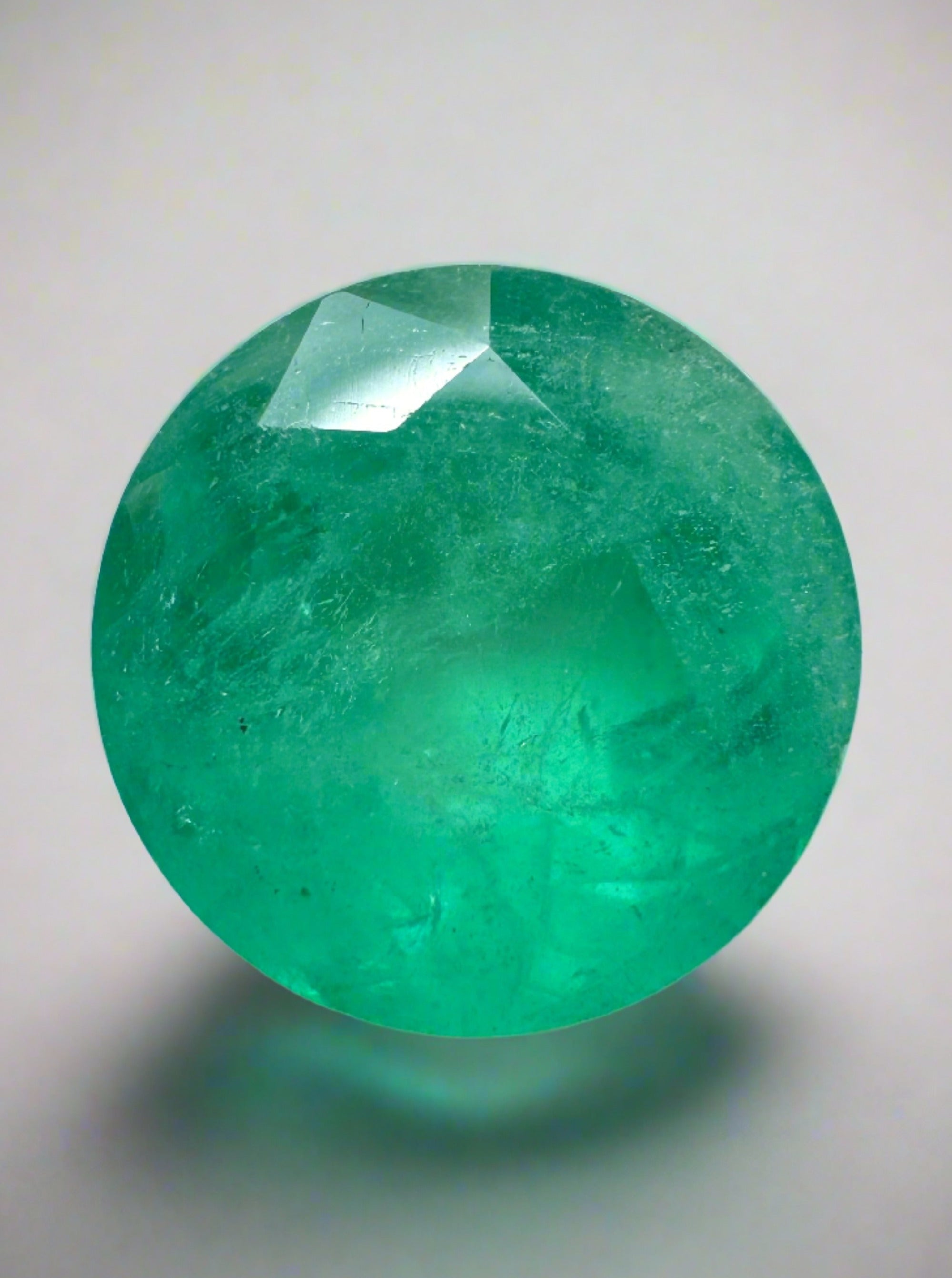 4.42 Carat 10.2x10.2 Medium Green Natural Round Loose Colombian Emerald - JR Colombian Emeralds