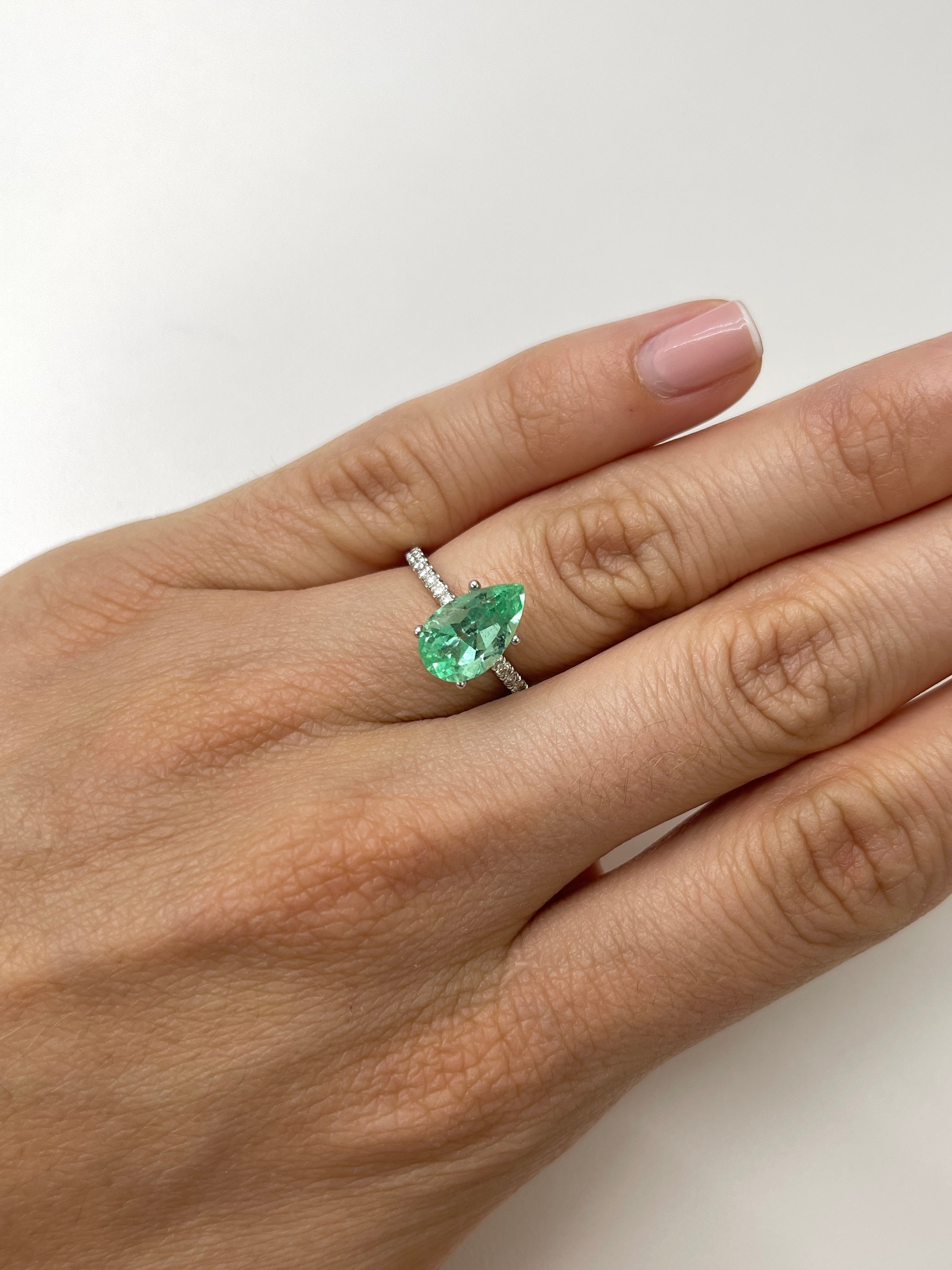 2.59 carat Transparent Natural Loose Colombian Emerald-Pear Cut