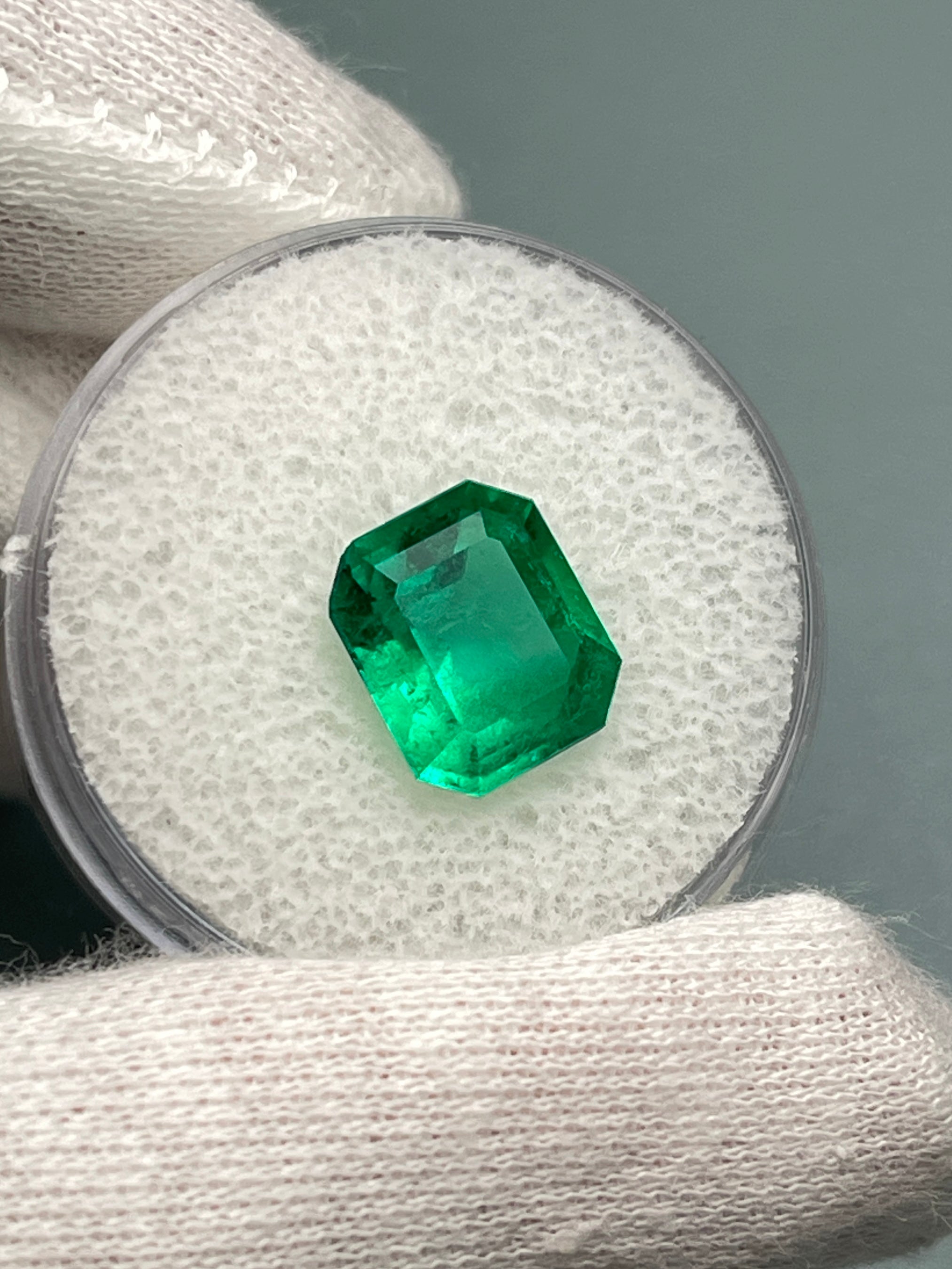 3.12 Carat Pure Muzo Green Natural Loose Colombian Emerald-Emerald Cut