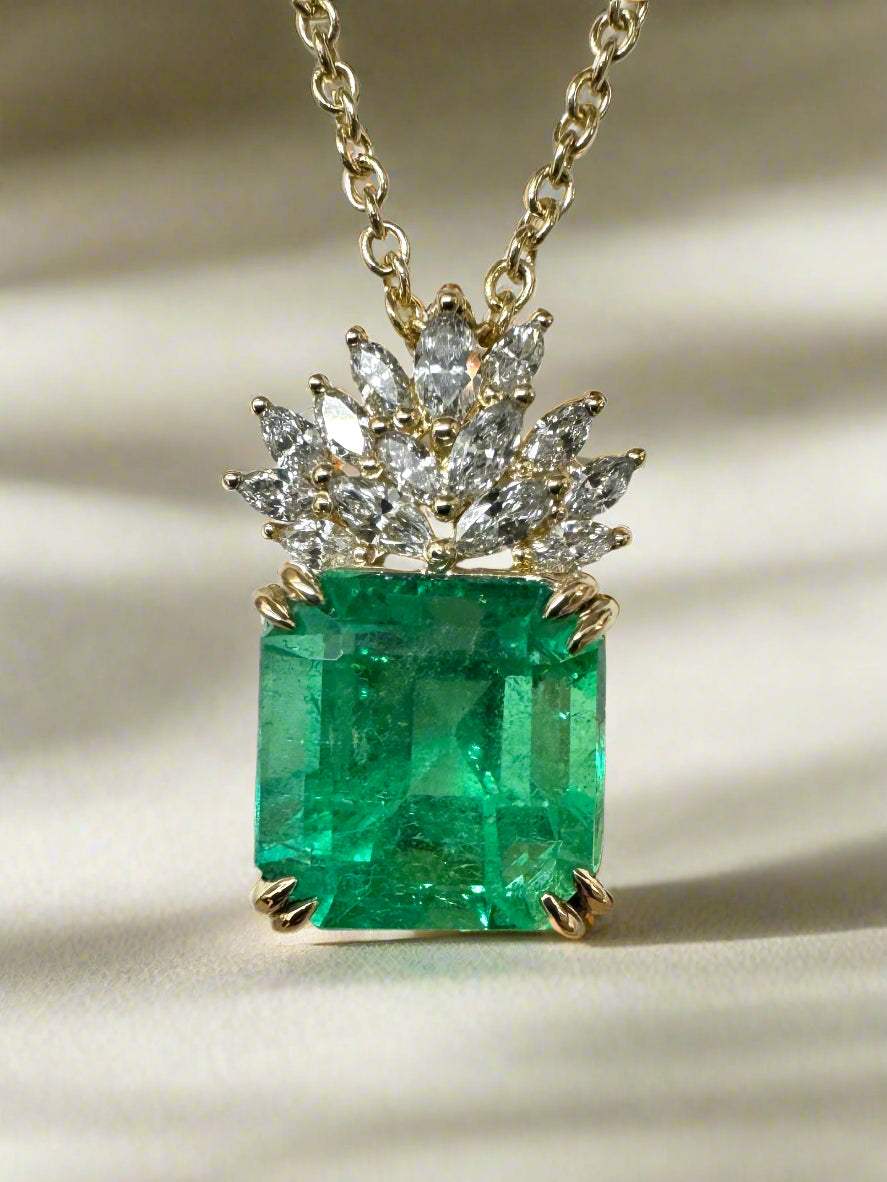 K. 4.03 Carat 9.5x9.5 Electric Muzo Green Loose Colombian Emerald-Asscher Cut