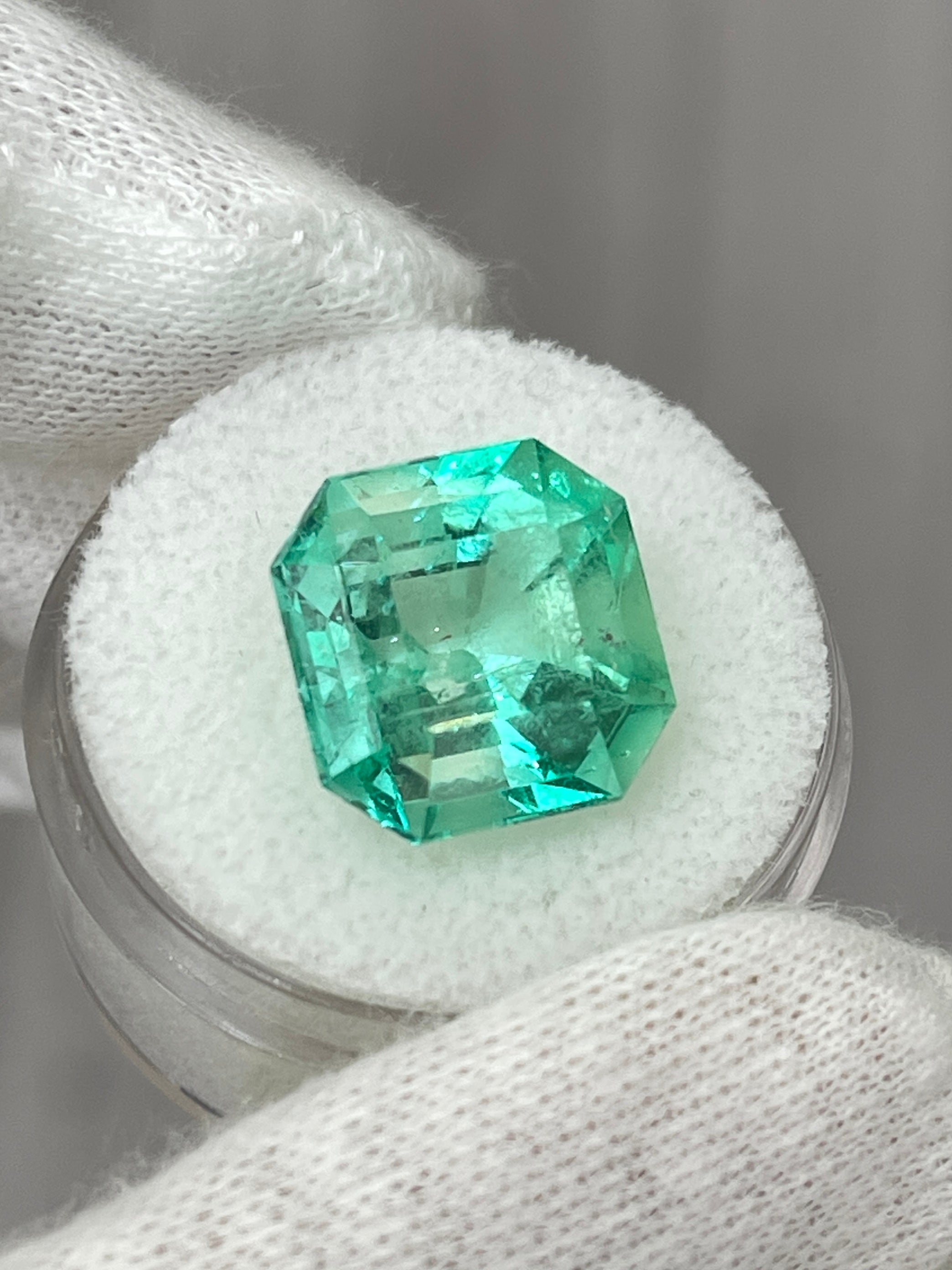 Large 10.49 Carat 13x13 Gemmy/Vibrant Natural Loose Colombian Emerald-Classic Asscher Cut