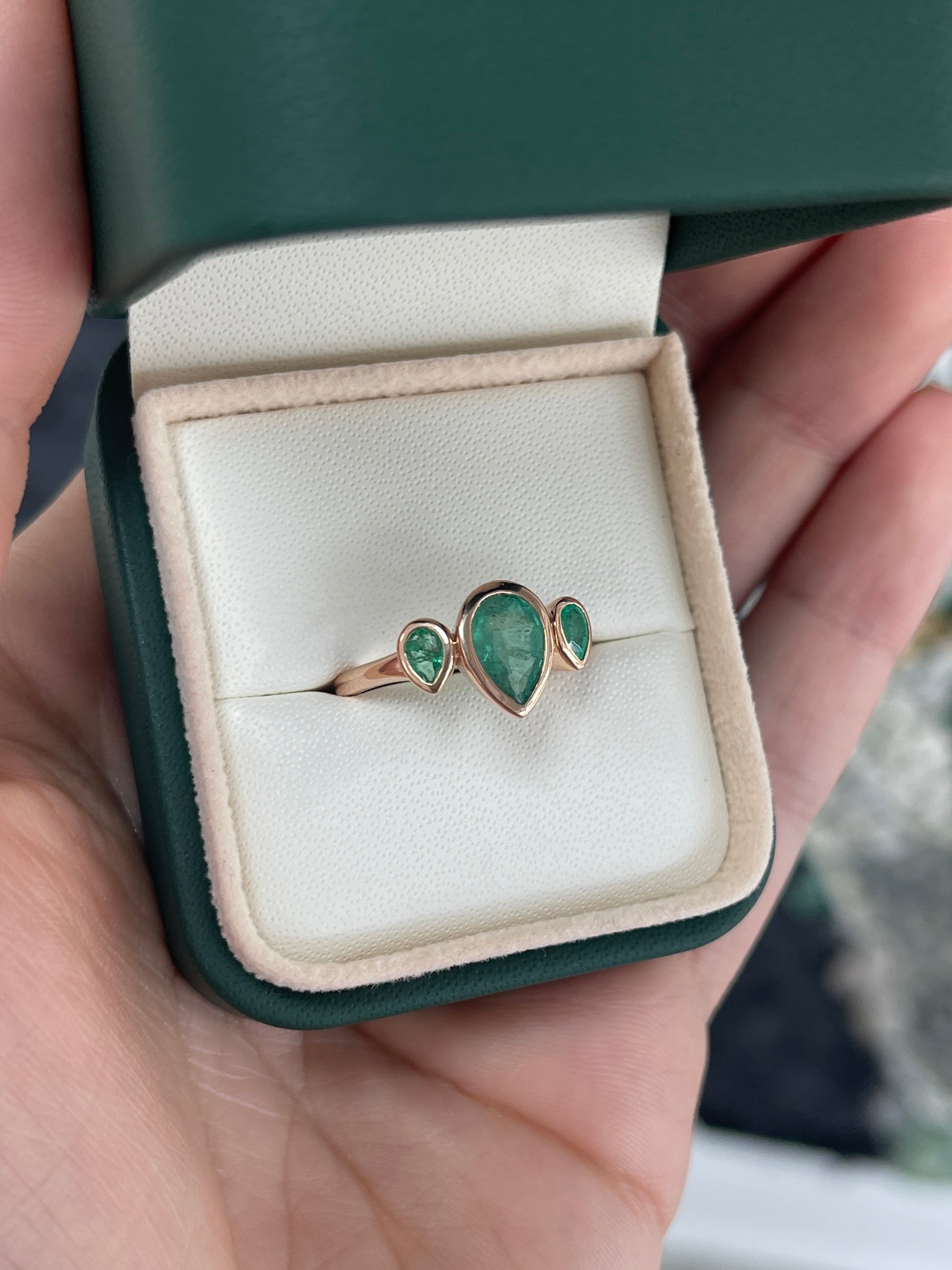 1.50tcw Natural Pear Emerald Trilogy Three Stone Ring Rose Gold 10K - JR Colombian Emeralds