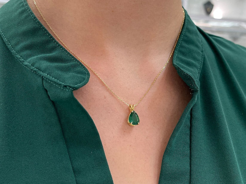 3.28cts Natural Emerald-Pear Solitaire 4Prong 14K Gold Pendant
