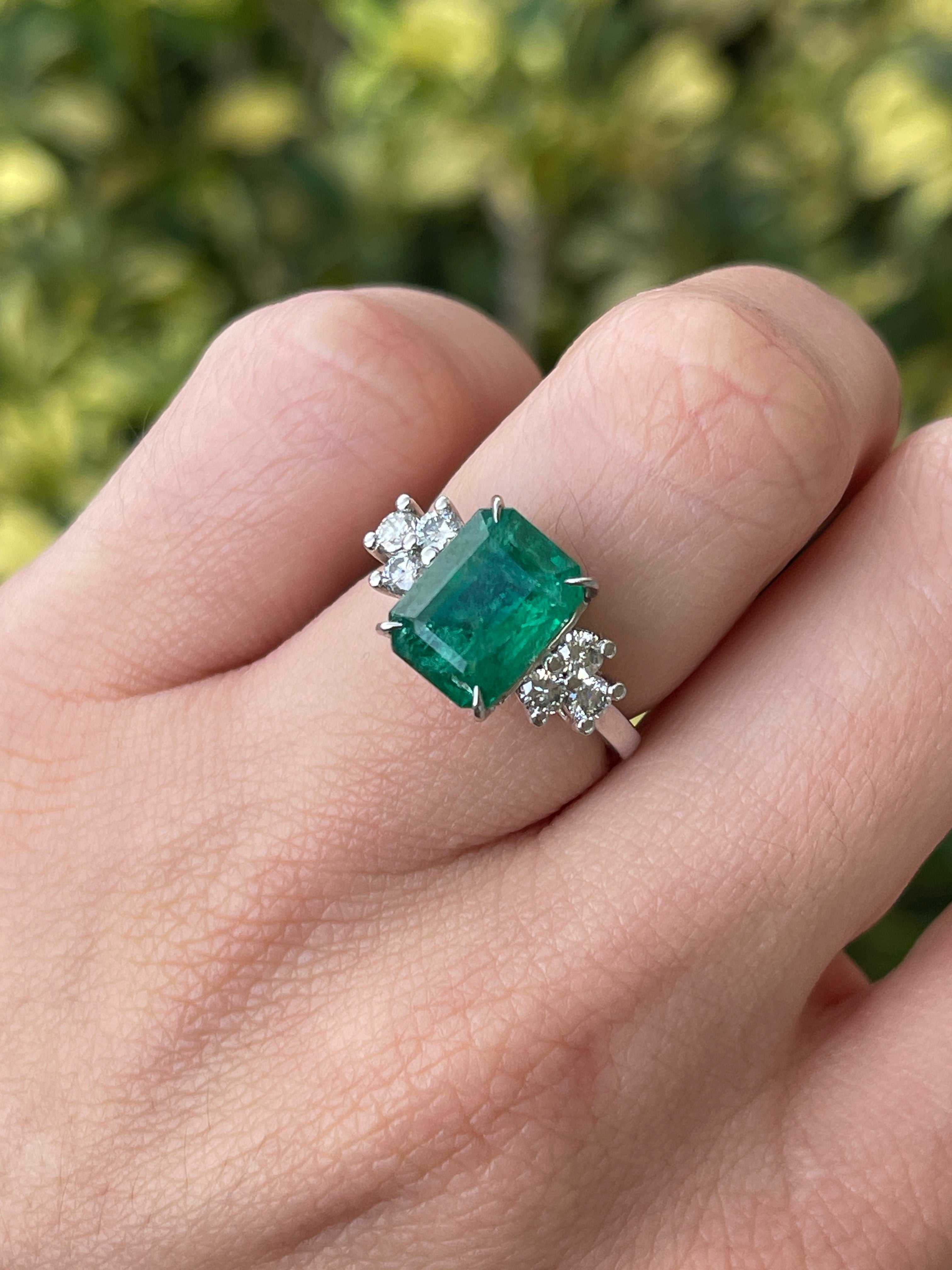 4.51tcw 14K Natural Dark Lush Green Emerald Brilliant Round Cut Diamond 7 Stone Engagement Ring - JR Colombian Emeralds