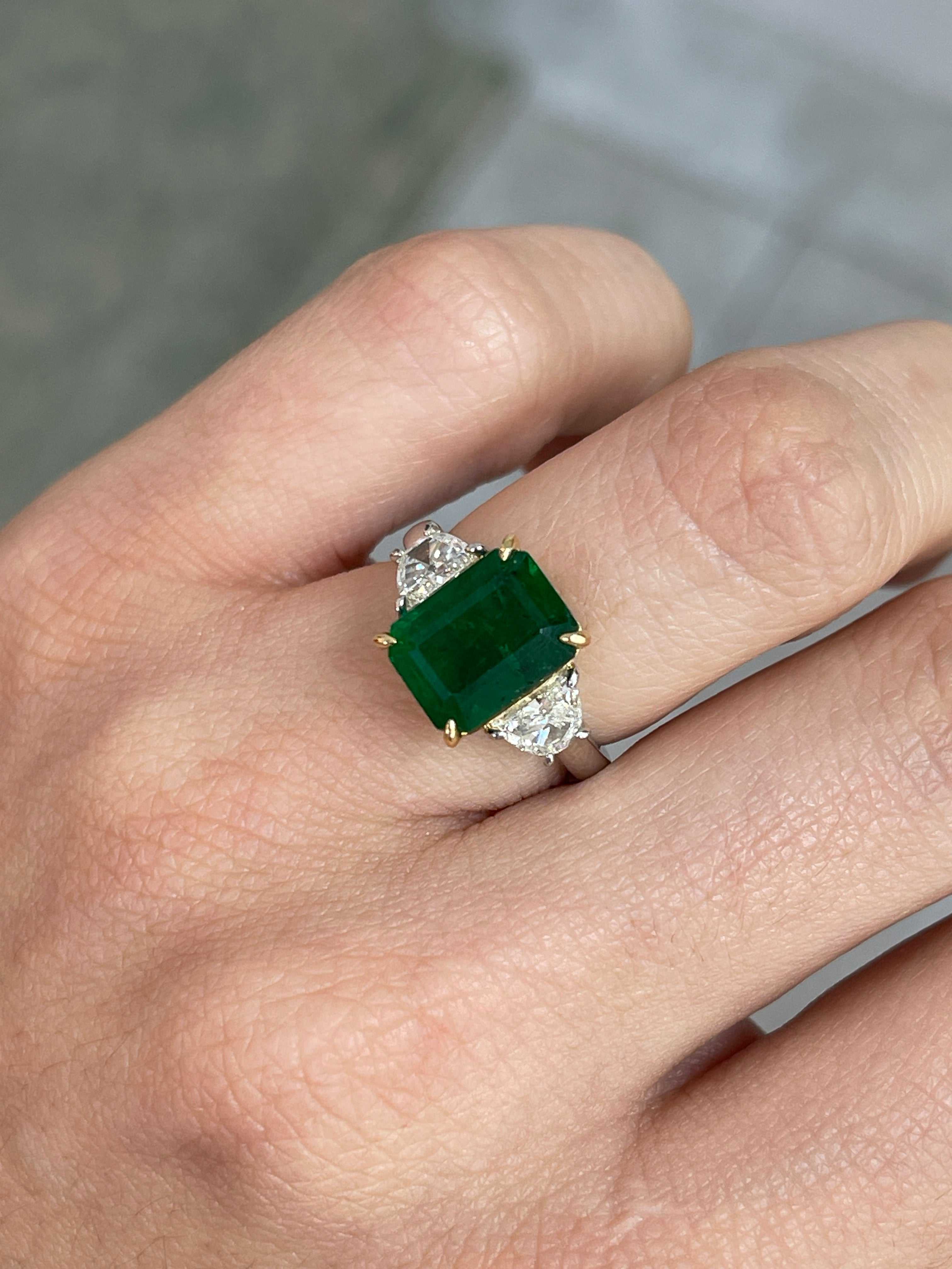 4.79tcw AAA Dark Green Emerald & VVS Diamond Three Stone Ring 18K Plat - JR Colombian Emeralds