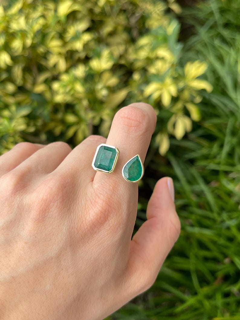 8.43TCW 18K Gold Toi Et Moi Ring - Dark Green Emerald Pear Cut - JR Colombian Emeralds