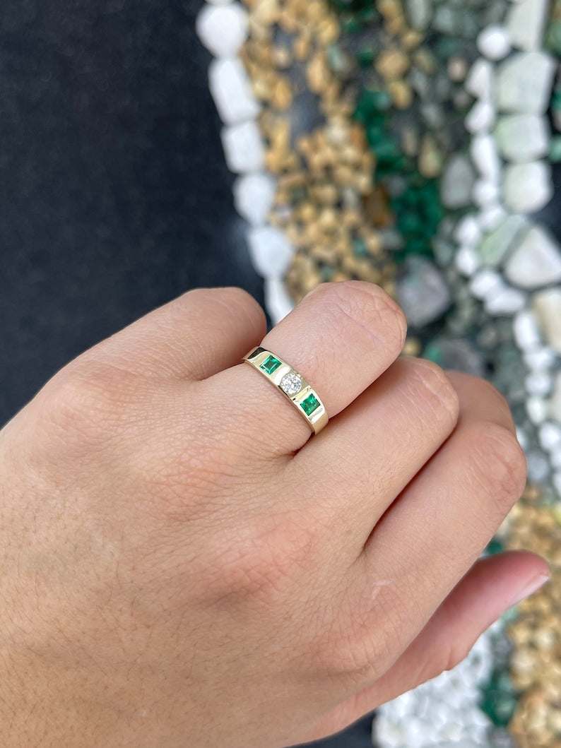 Ladies emerald ring with 0.60tcw 14K gold, vivid green princess cut diamond and emerald 3-stone band by Colombian Emerald.