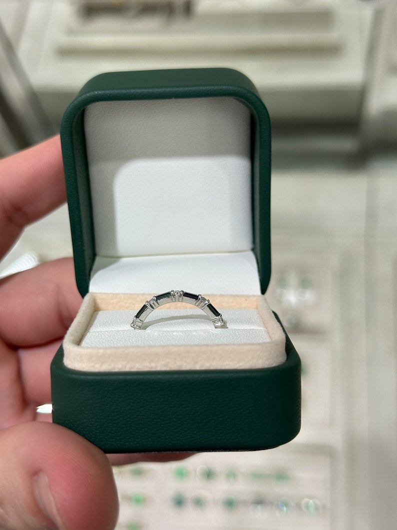 0.58tcw 14K White Gold 585 Natural Deep Blue Baguette Cut Sapphire & Diamond Band Ring - JR Colombian Emeralds