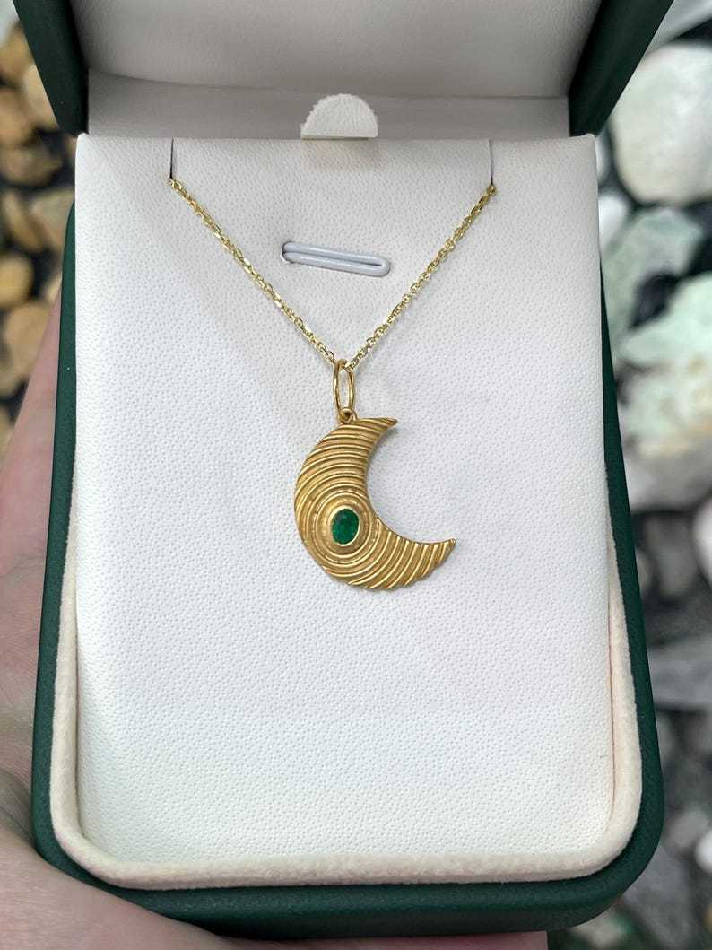 0.20ct 14K Oval Emerald Crescent Moon Pendant with Rippled