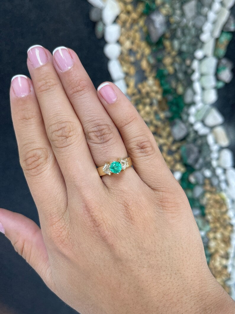 Vivid spring green round emerald engagement ring with diamond accents in 14K gold by Colombian Emerald.