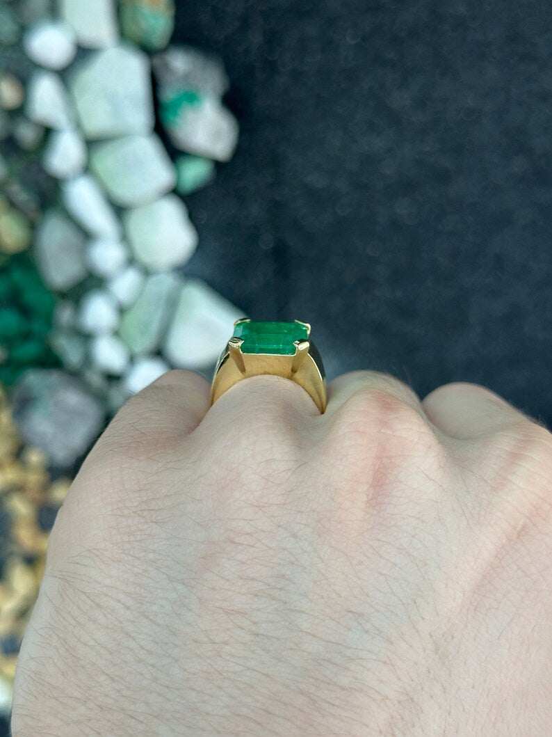 18K men's green emerald solitaire ring with 4-prong setting, vivid apple Muzo emerald, pinky band, unisex design.