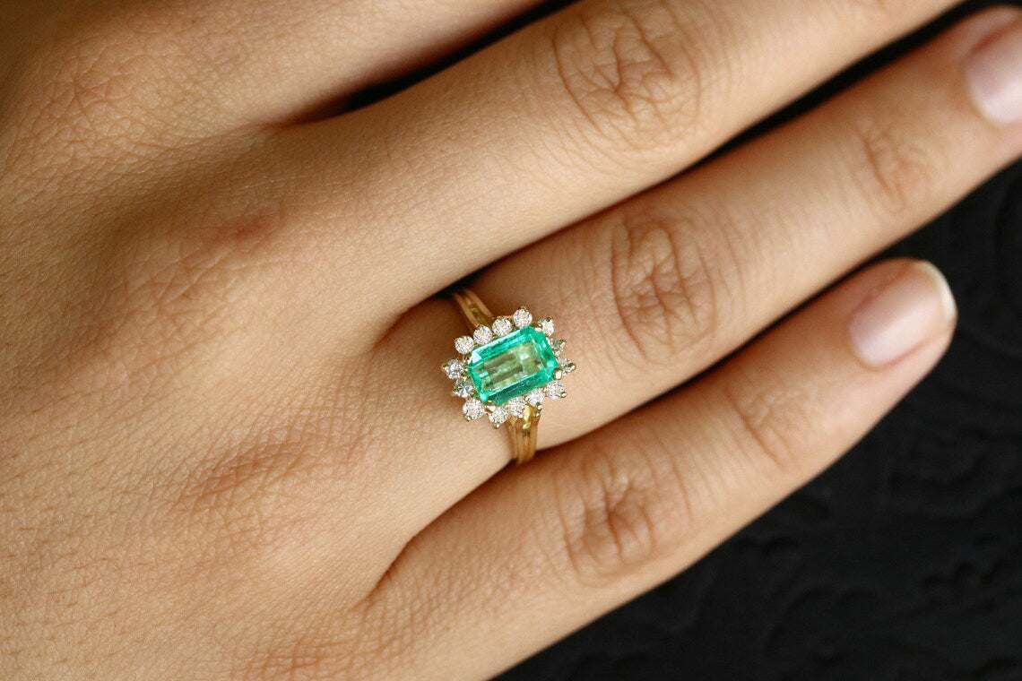 1.84tcw Emerald Colombian Round Diamond Classic Halo Engagement Ring 18K