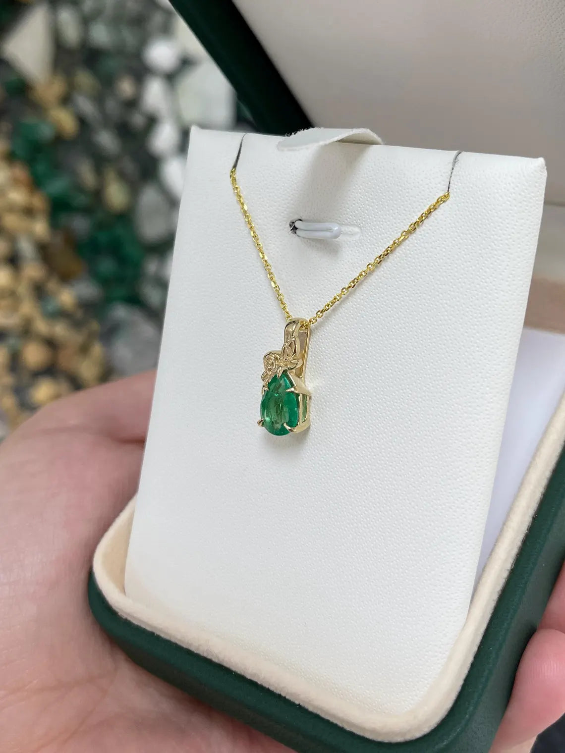 1.25ct Natural Pear Cut Emerald Floral Pendant Necklace for Women