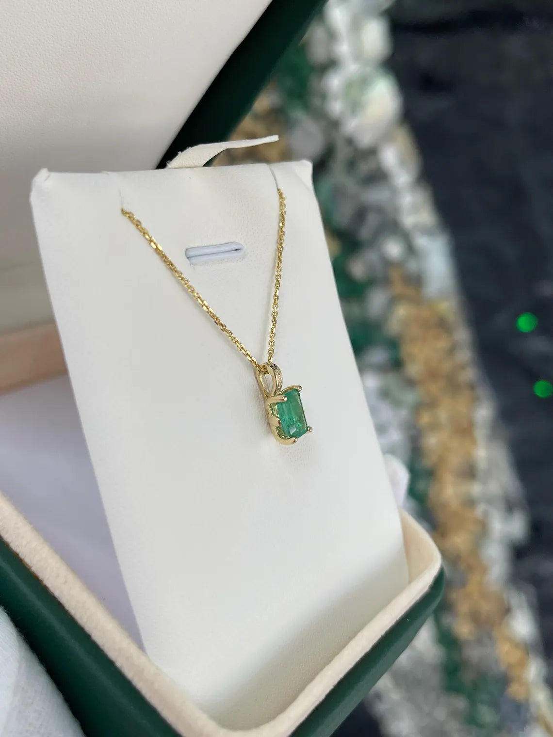 3.50ct Natural Emerald Cut Dark Green Emerald Pendant Necklace Floral