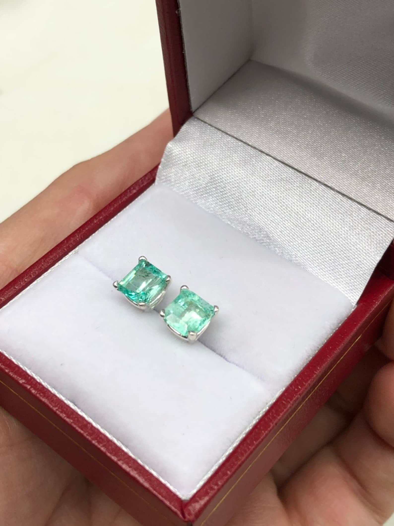 Genuine 2.0tcw Sterling Silver Square Rich Spring Emerald Solitaire Basket Stud Earrings