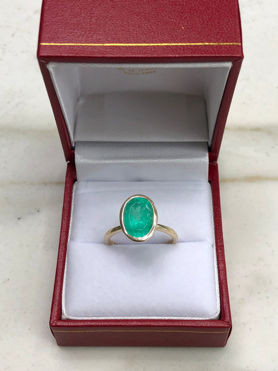 Exquisite 3.0 Carat Bezel Set Oval Emerald Solitaire Bezel Ring - Elegant 14K Gold Setting
