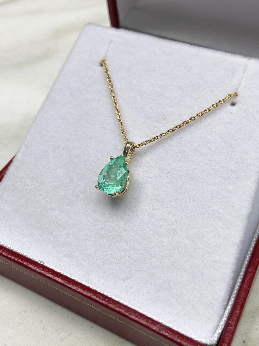 Colombian Emerald 1.50 Carat Pear 4 Prong Solitaire Pendant With Chain 14K