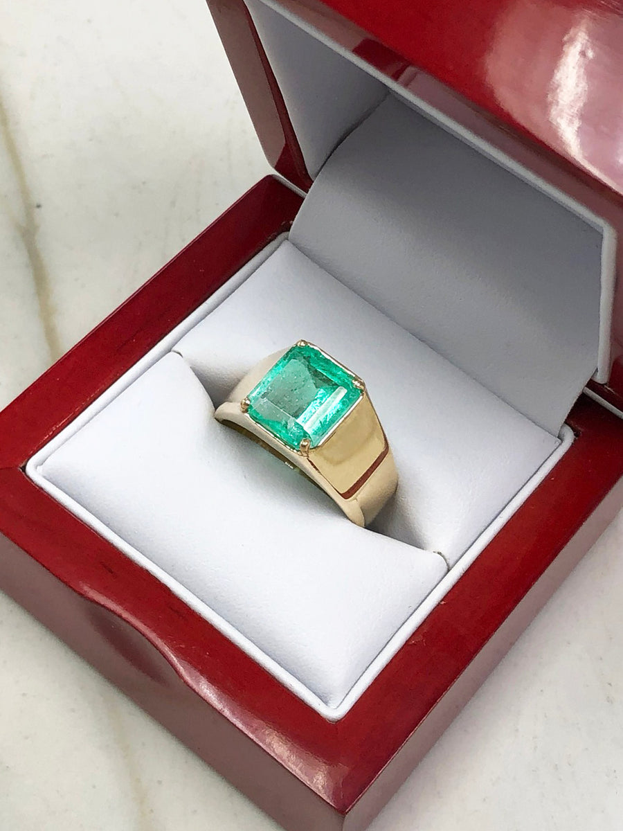 Bold Statement: Heavy Solitaire Emerald Ring for Men - 14K Gold